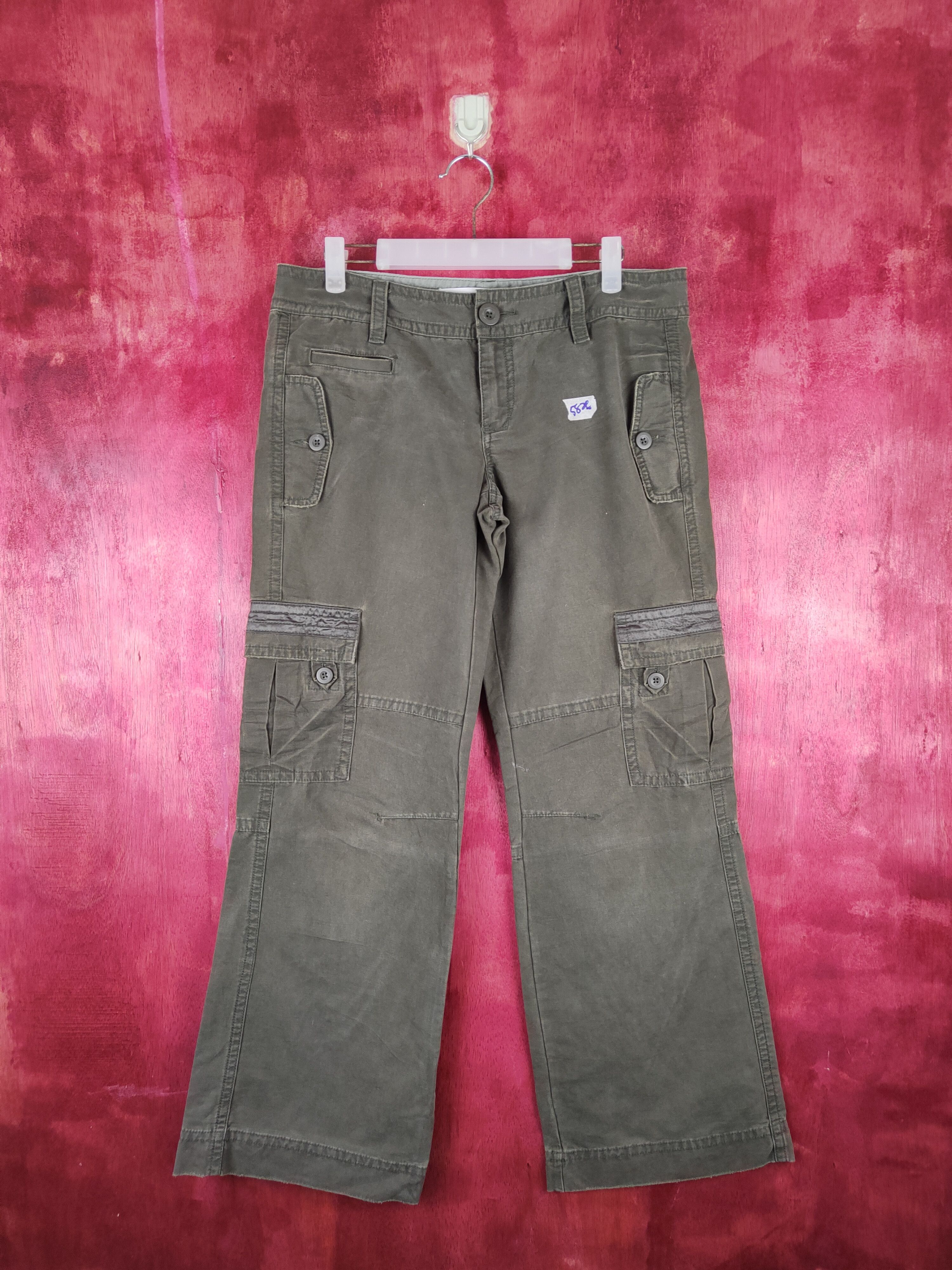 Japanese Brand × Old Navy Old Navy ultra low waist Multi Pocket Cargo Pants #S695 Size 33" - 1 Thumbnail