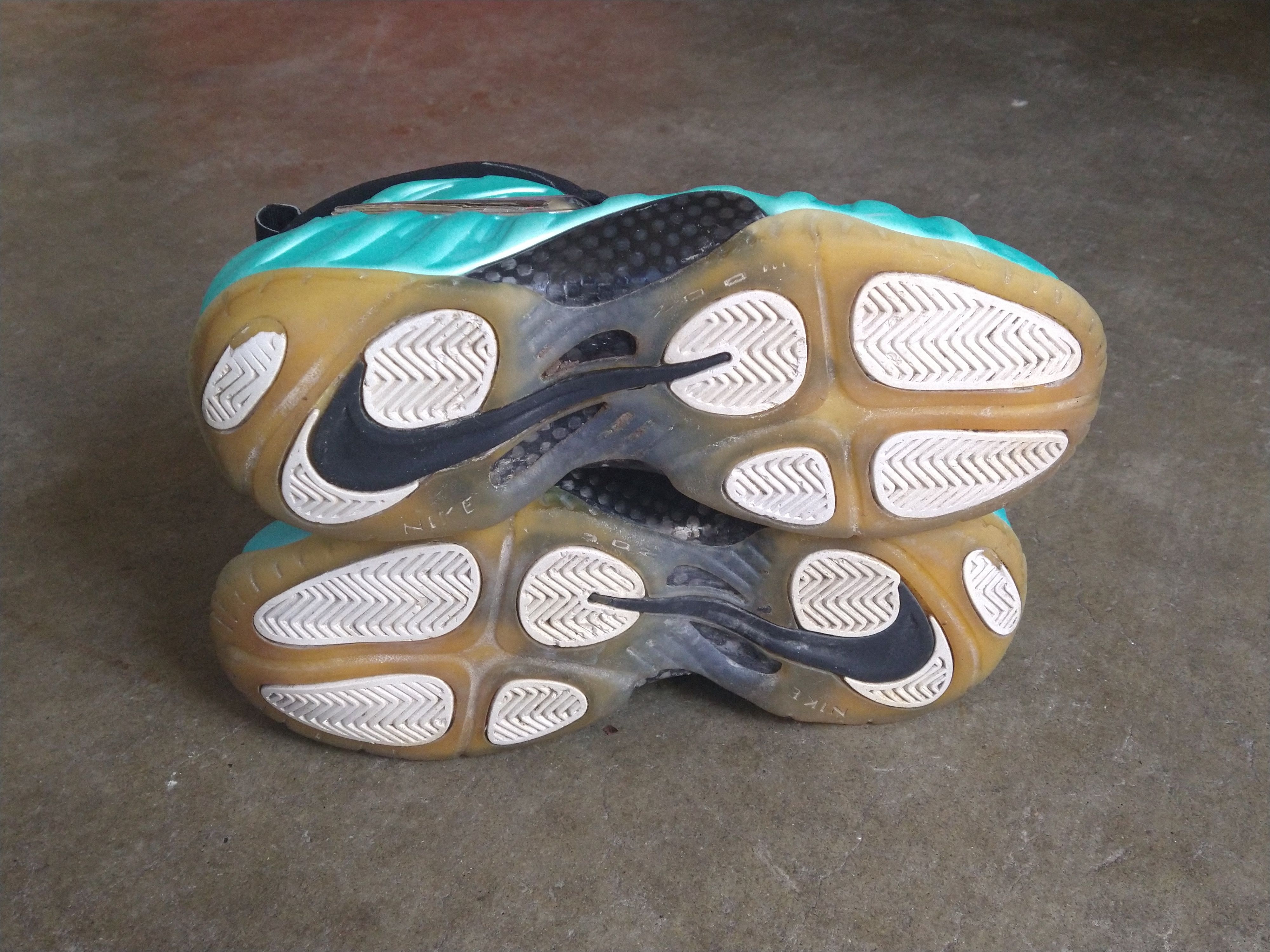 Nike Nike Air Foamposite Pro Island Green Size 9 624041-303 Size US 9 / EU 42 - 20 Thumbnail