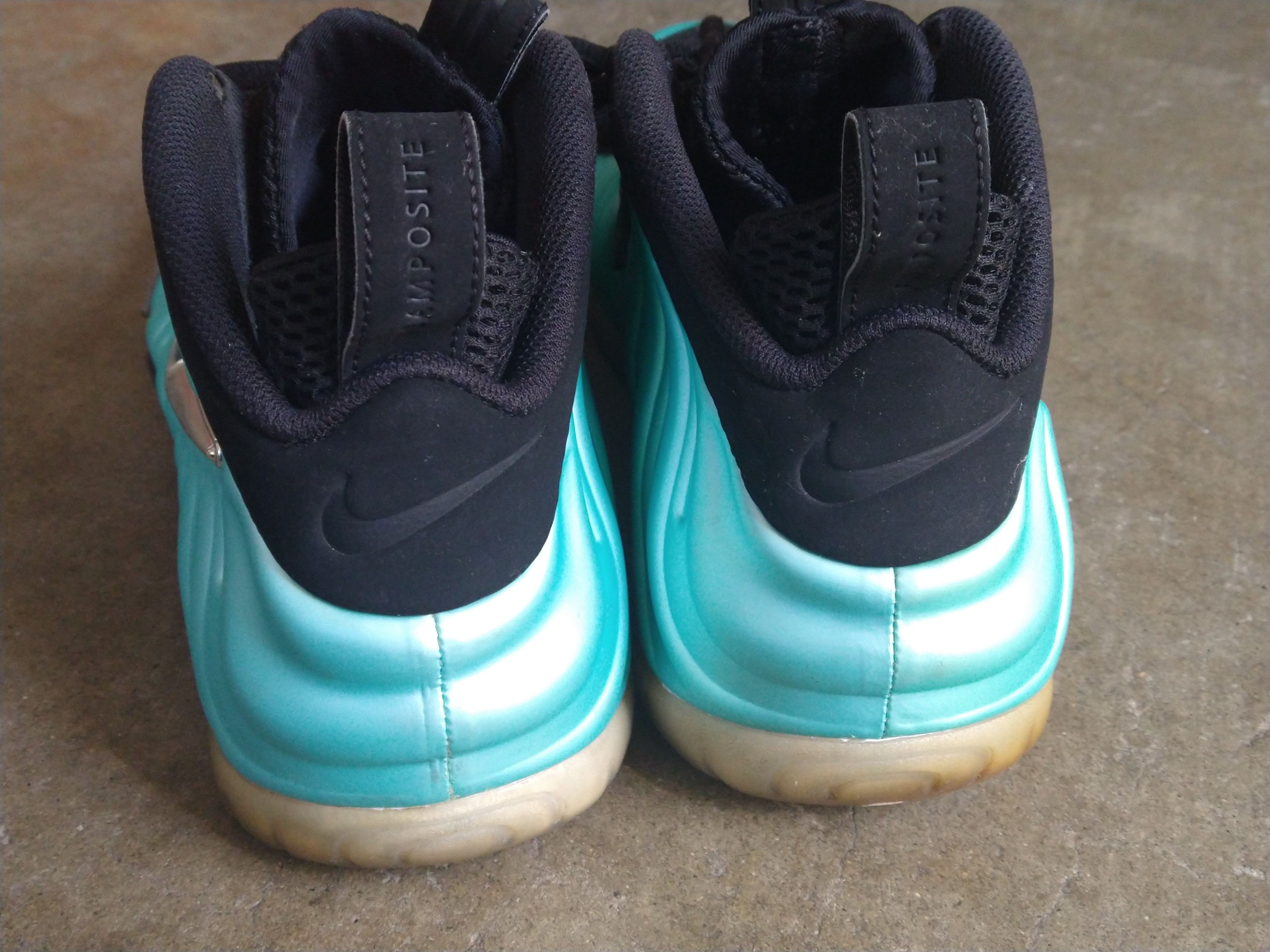 Nike Nike Air Foamposite Pro Island Green Size 9 624041-303 Size US 9 / EU 42 - 19 Thumbnail