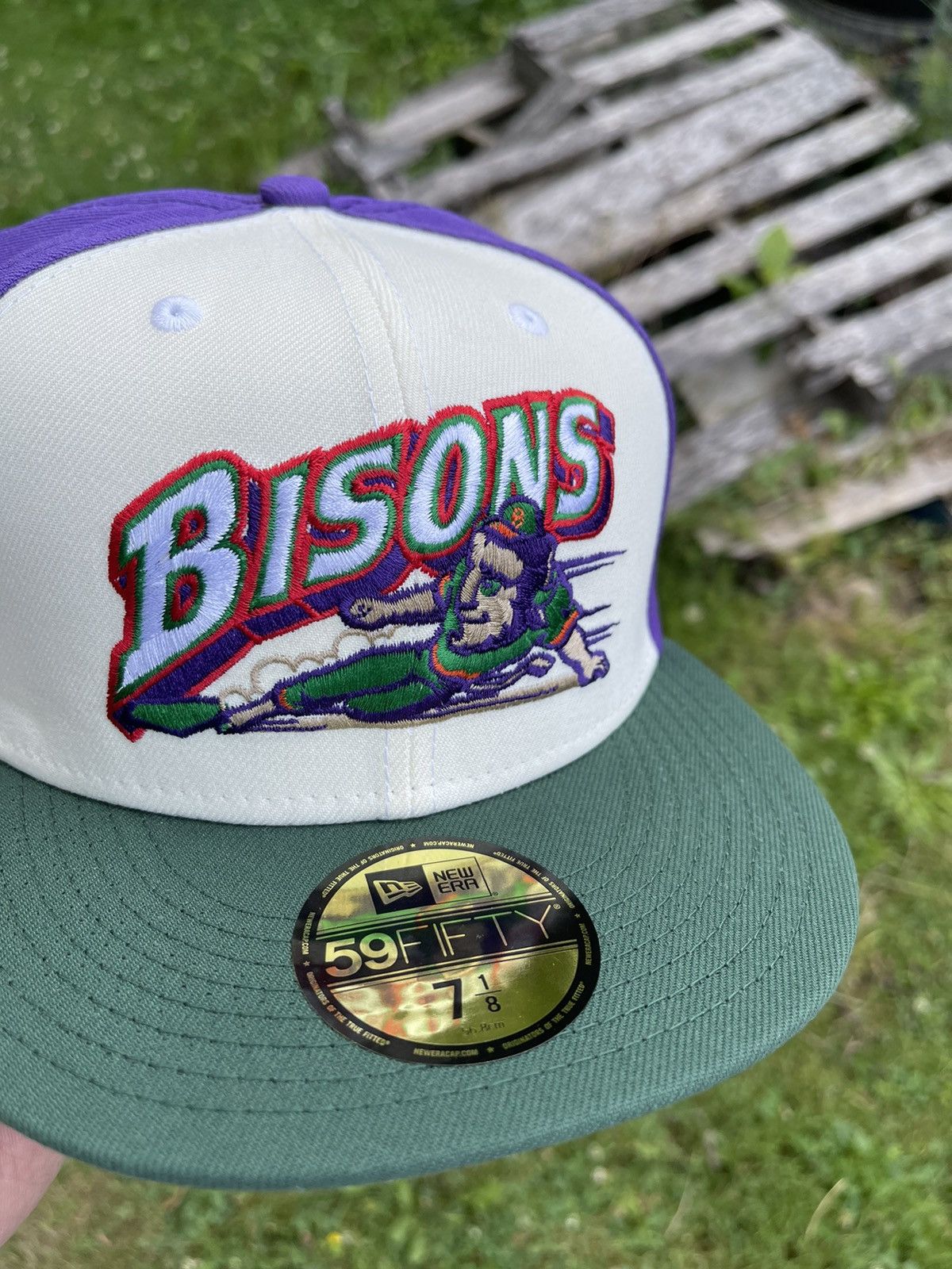 New Era buffalo bisons the joker 3 tone fitted red uv size 7 1/8 Size ONE SIZE - 2 Thumbnail