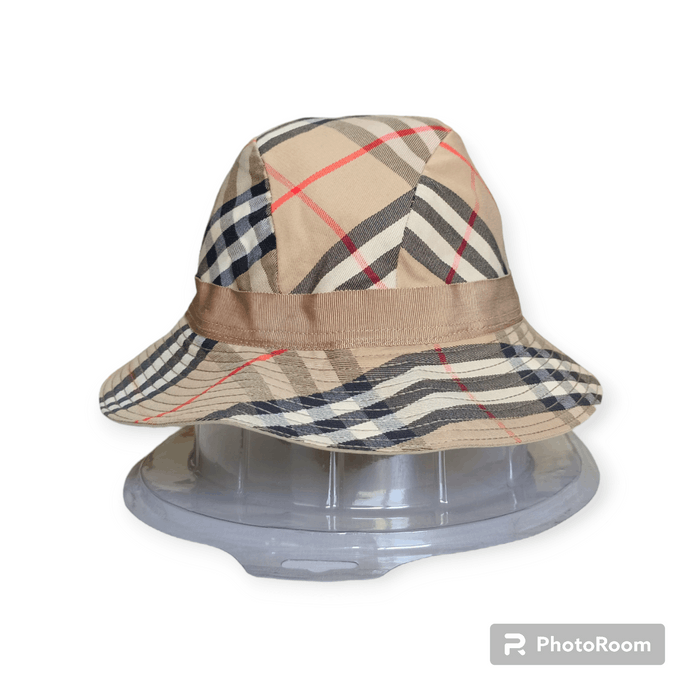 Burberry bucket hat outlet grailed