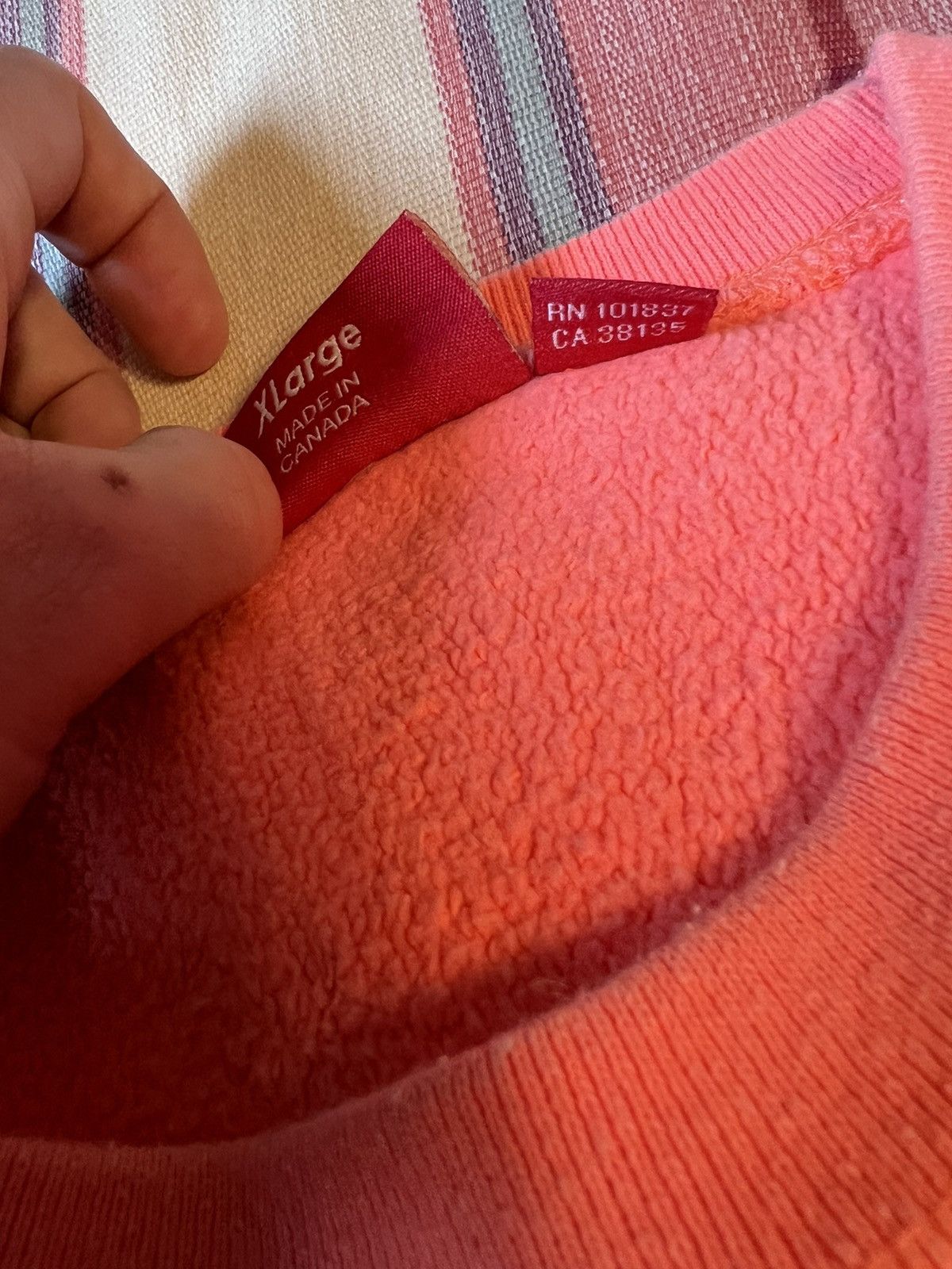 Supreme Supreme Box Logo Crewneck Fluorescent Pink Size US XL / EU 56 / 4 - 4 Thumbnail