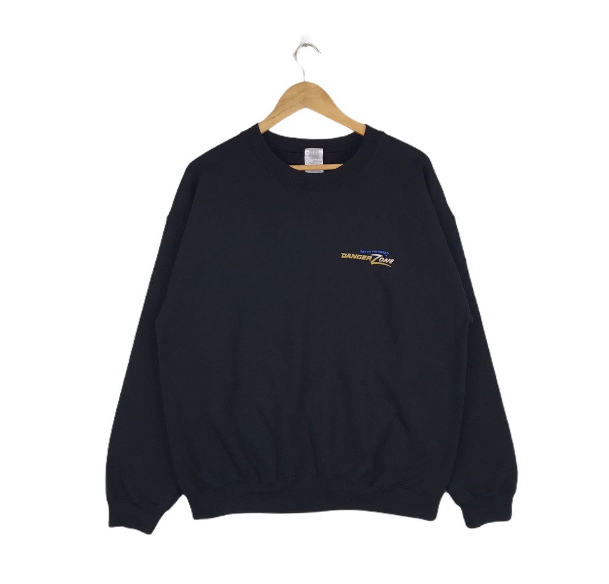 Gildan Vintage Y2K Danger Zone Racing Car Sweatshirt Pullover Size US L / EU 52-54 / 3 - 4 Thumbnail