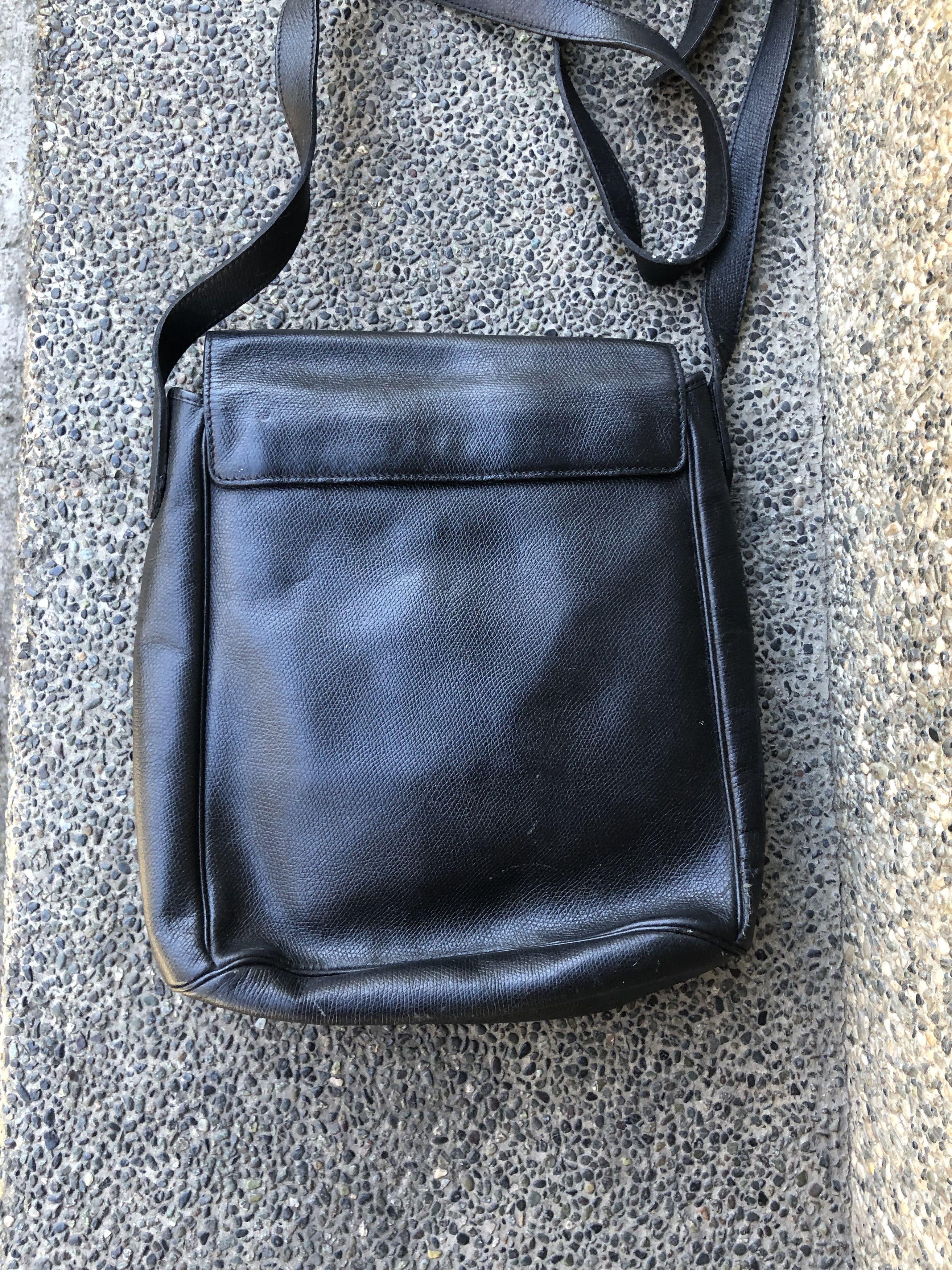 Yves Saint Laurent Vintage YSL Studded Sling Bag Size ONE SIZE - 6 Thumbnail