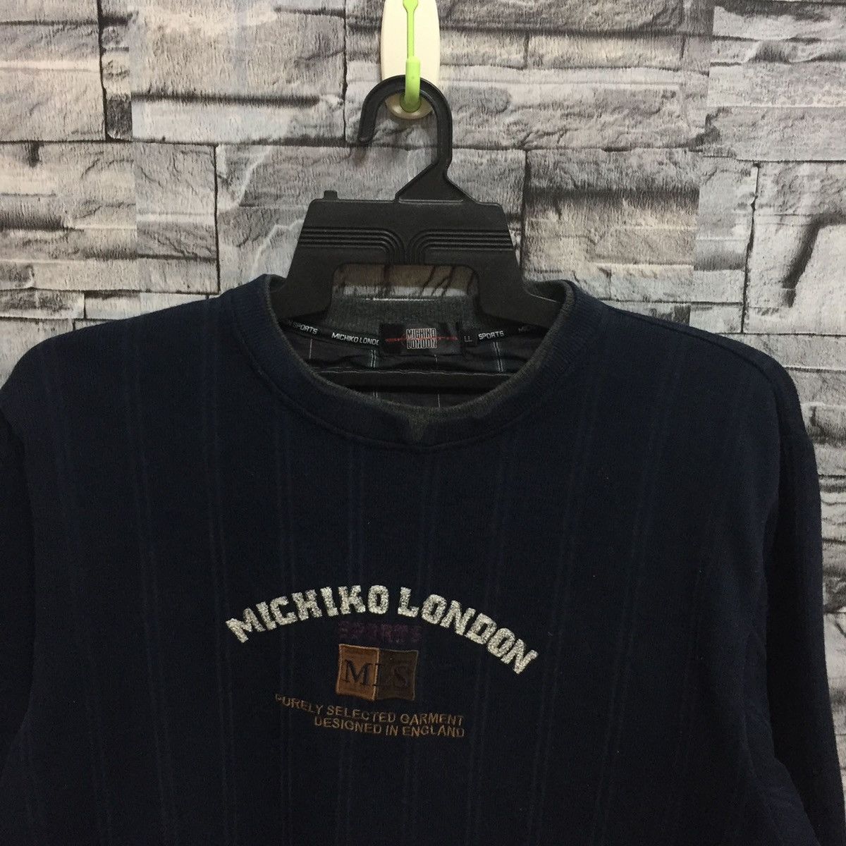 Michiko Koshino London Vintage Michiko Landon sweatshirt embroidered size LL fit L Size US L / EU 52-54 / 3 - 2 Thumbnail