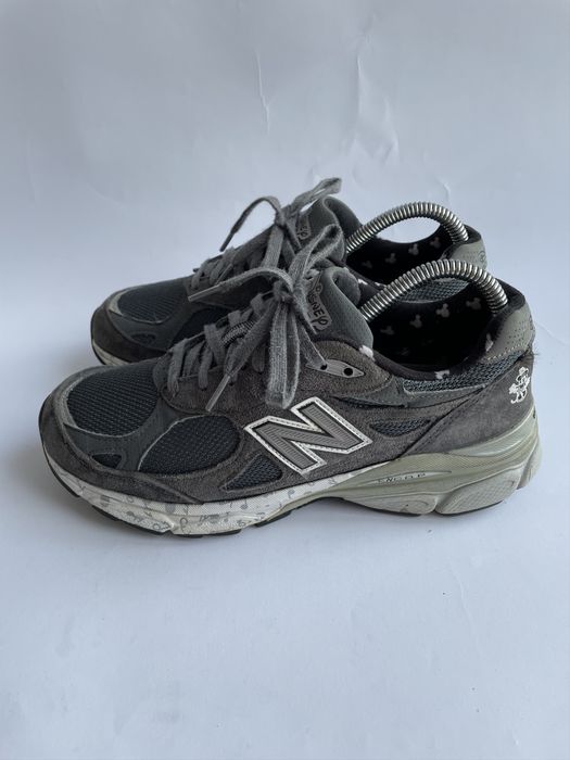 New balance sales mickey mouse