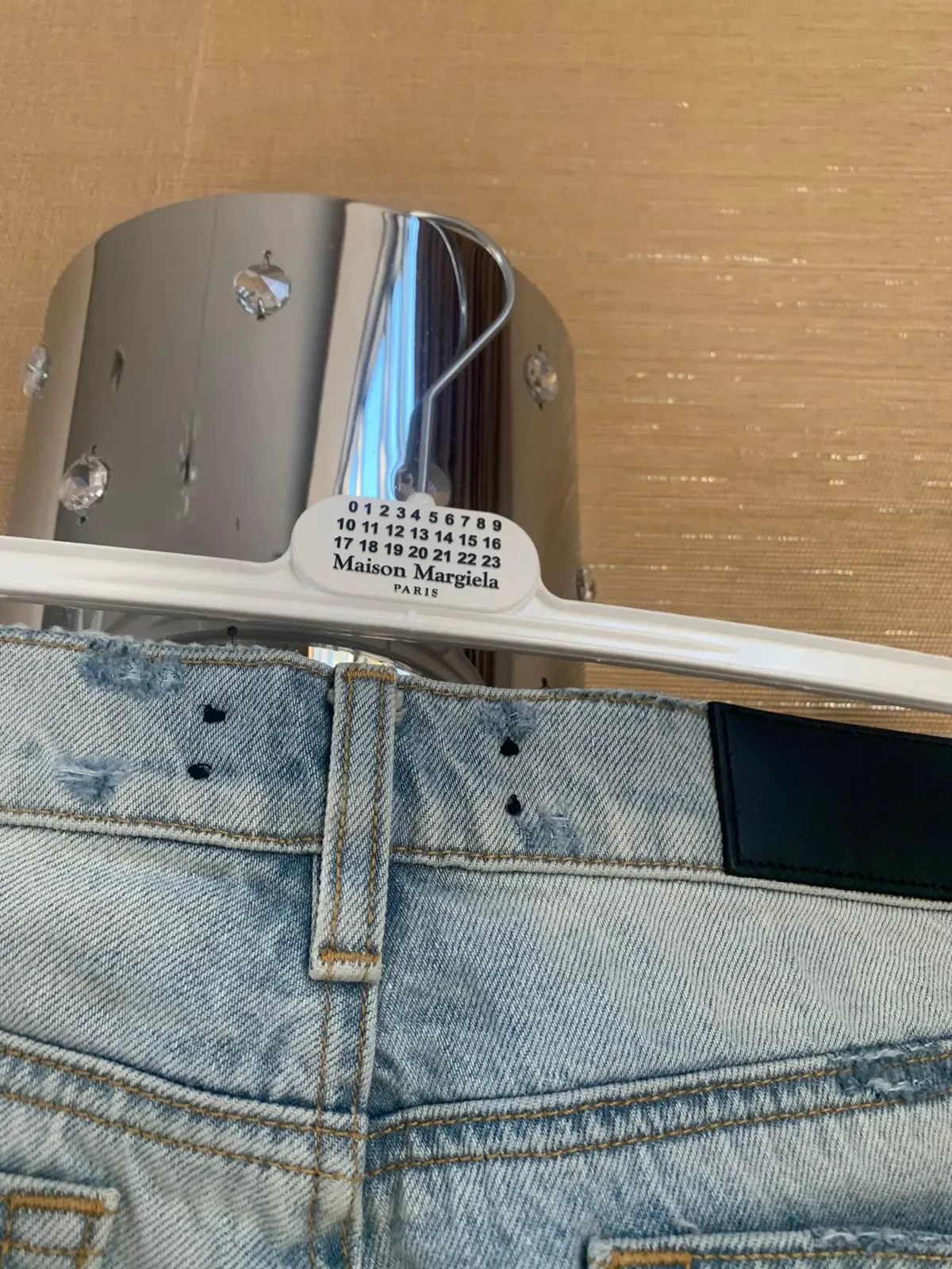 Amiri Destroyed Slouch Jeans in Vintage Indigo Size US 29 - 10 Thumbnail
