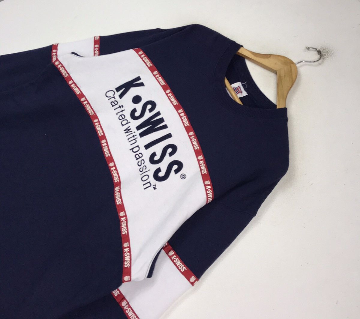 K-Swiss Vintage K.Swiss Spell Out Embroidery Sweatshirt Pullover Size US XL / EU 56 / 4 - 4 Thumbnail