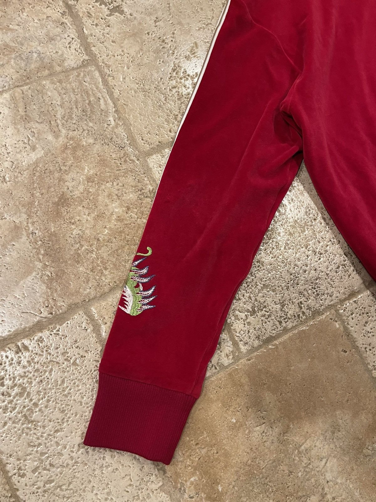 Gucci Gucci X Alessandro Michele Embroidered Dragon Red Hoodie Size US L / EU 52-54 / 3 - 13 Thumbnail