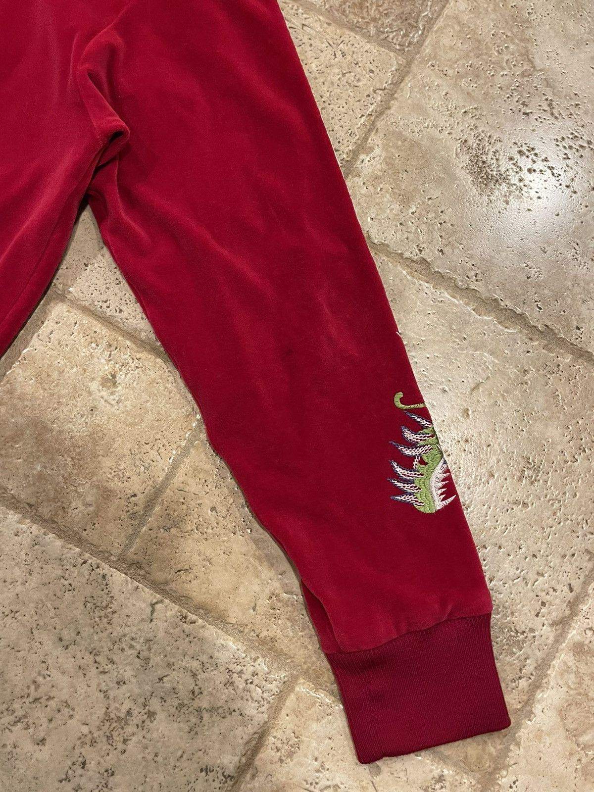Gucci Gucci X Alessandro Michele Embroidered Dragon Red Hoodie Size US L / EU 52-54 / 3 - 11 Thumbnail