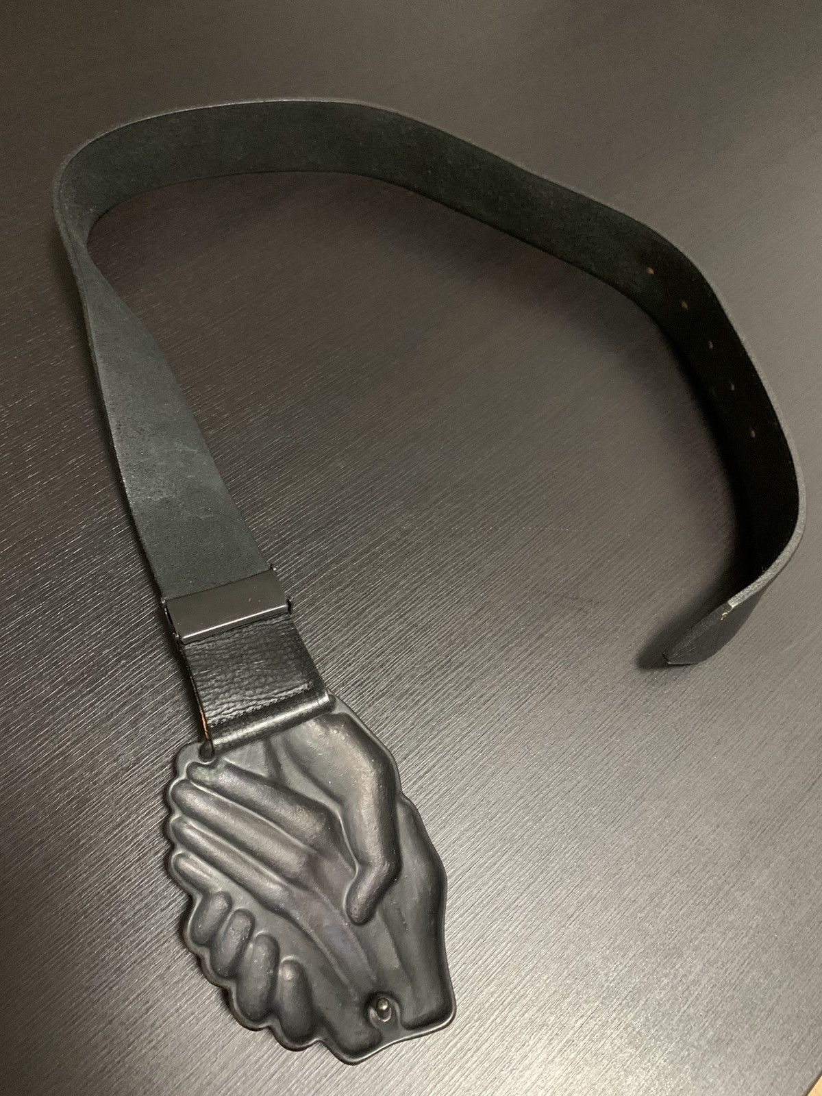Jean Paul Gaultier × Vintage AW 1997 Jean Paul Gaultier Fight Racism Handshake Buckle Size ONE SIZE - 3 Thumbnail