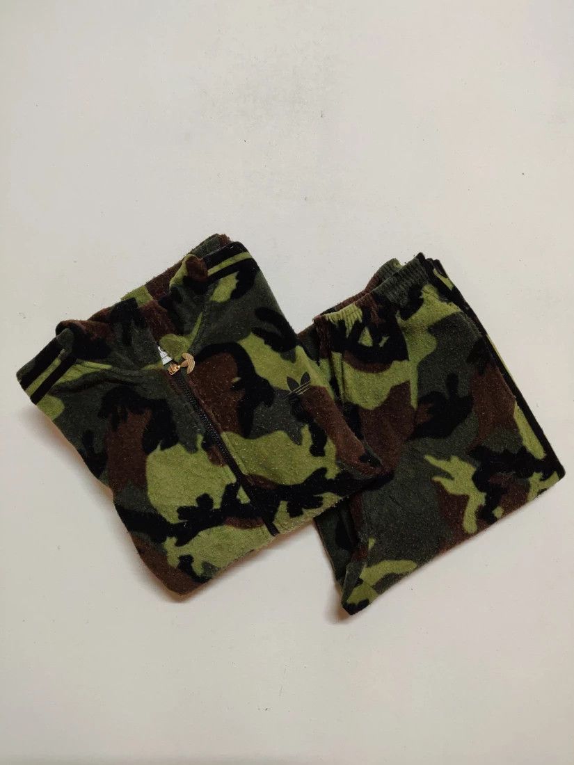 Adidas Vintage Adidas Camo Suit Fleece Sportswear Hoodies Jacket Size US L / EU 52-54 / 3 - 11 Thumbnail