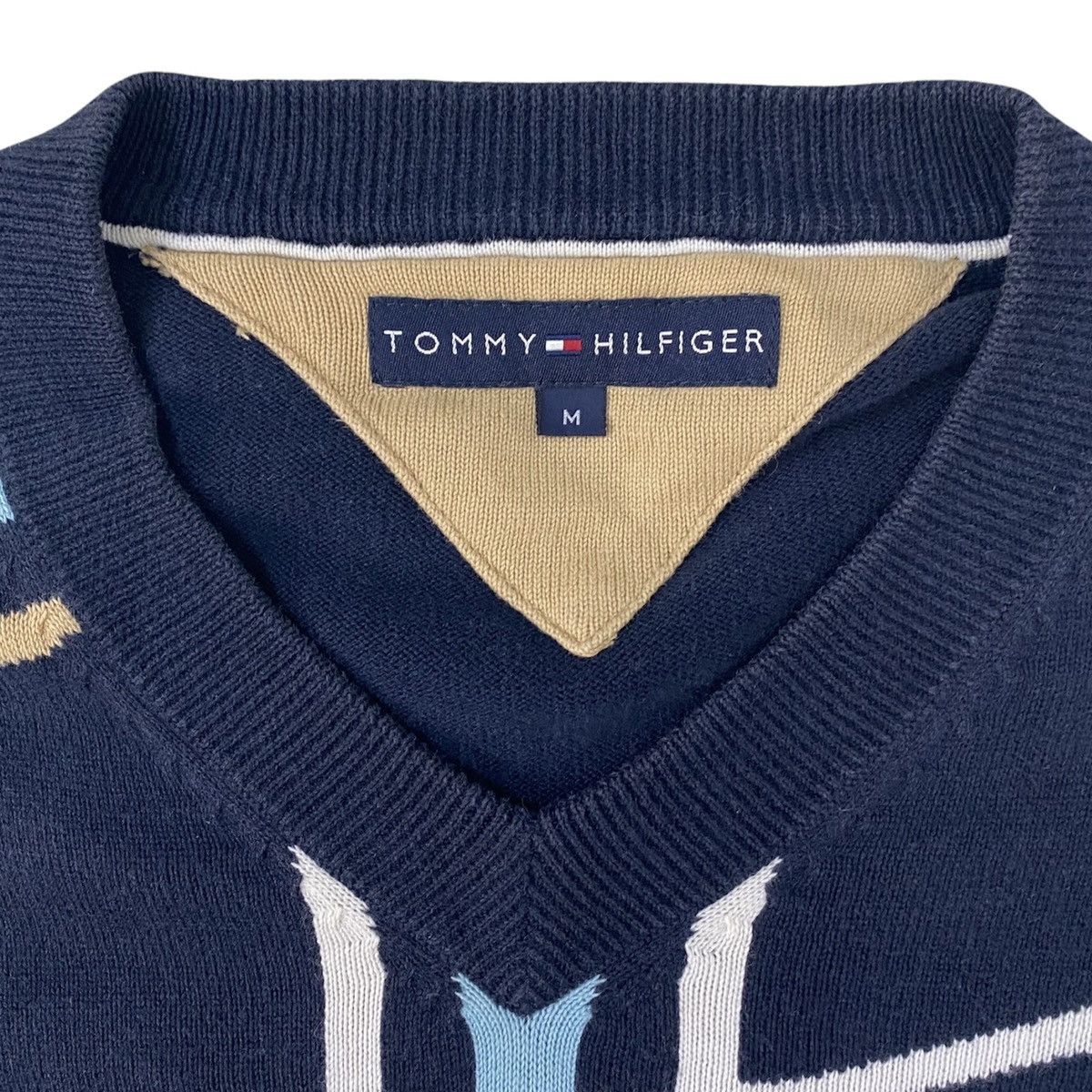 Japanese Brand Tommy Hilfiger Pullover Knitted V Neck Sweater Size US M / EU 48-50 / 2 - 6 Thumbnail