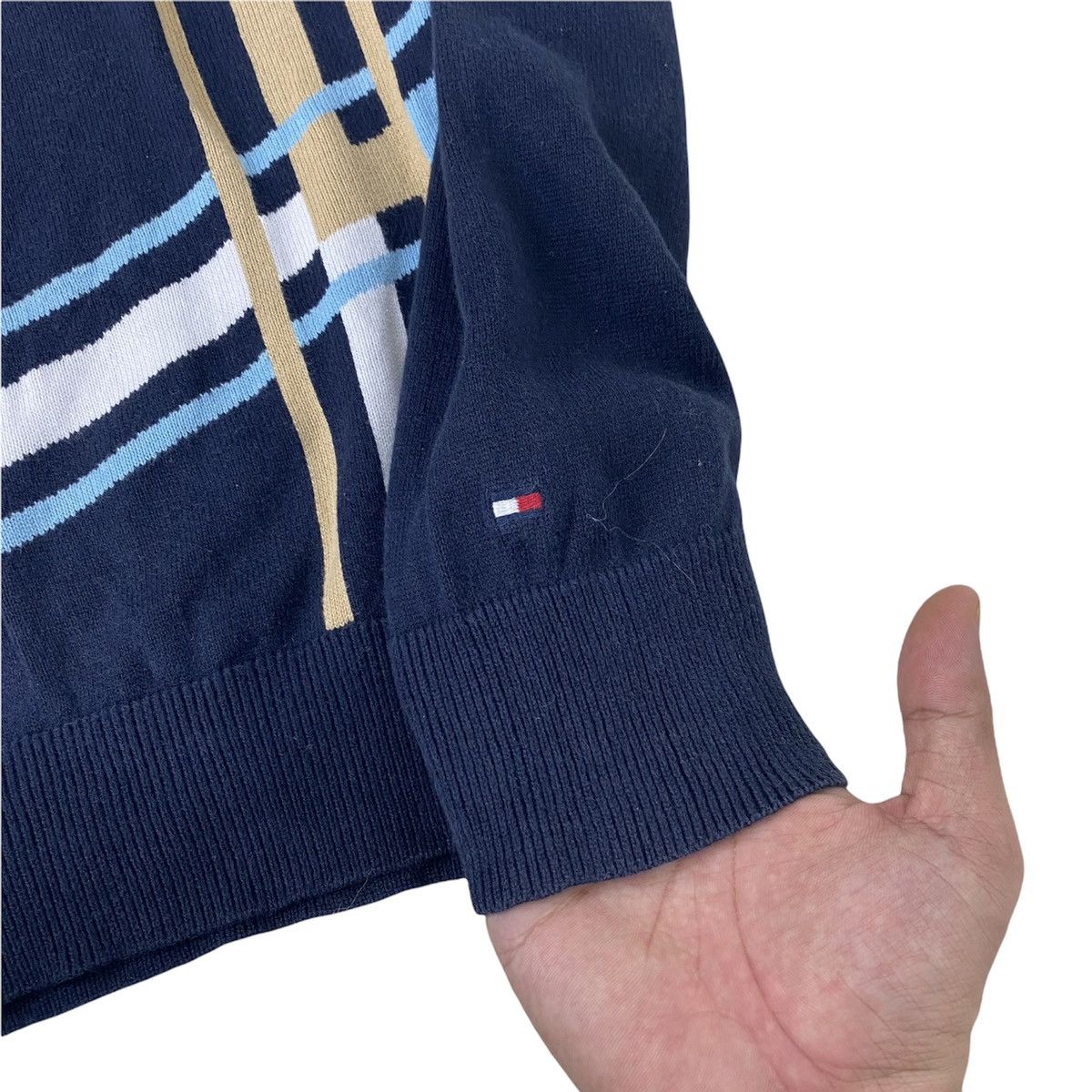 Japanese Brand Tommy Hilfiger Pullover Knitted V Neck Sweater Size US M / EU 48-50 / 2 - 7 Thumbnail