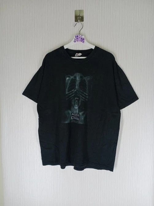Expert Horror Rare Vintage Alone in the Dark Horror Movie Tshirt Size US XL / EU 56 / 4 - 4 Thumbnail
