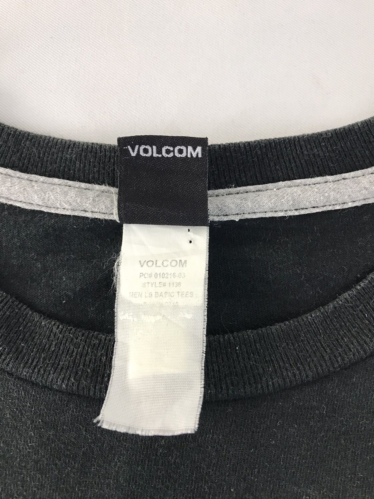 Volcom Volcom Print Graphic The Skull Long Sleeve Tee Size US M / EU 48-50 / 2 - 7 Thumbnail