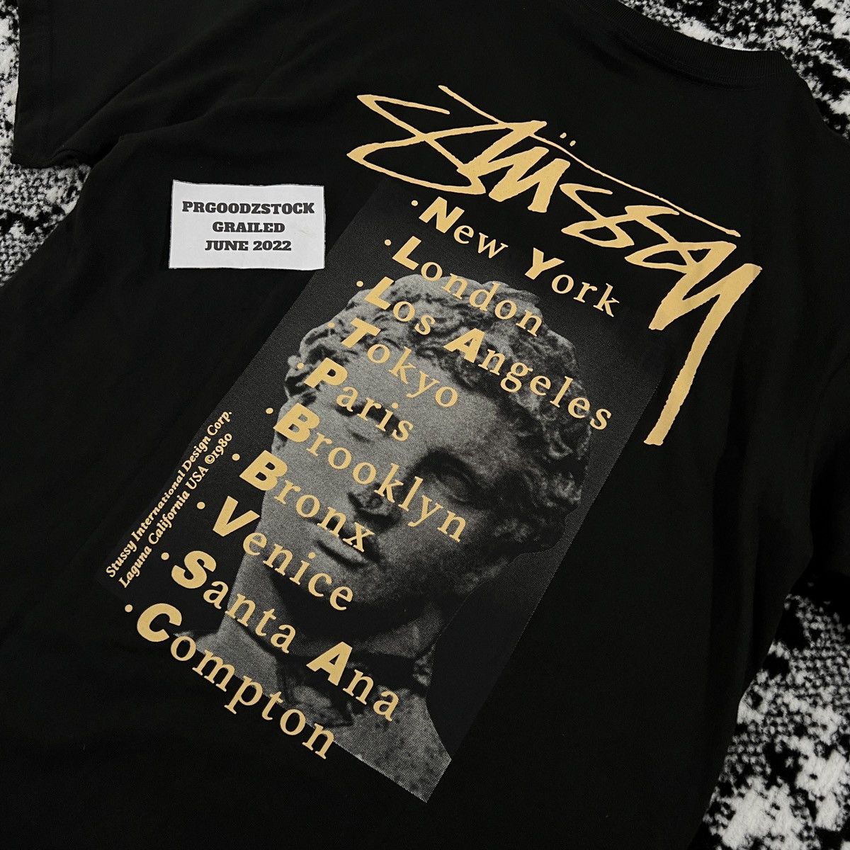 Stussy STUSSY STATUE PIG DYED TEE IN BLACK SIZE XLARGE Size US XL / EU 56 / 4 - 2 Thumbnail