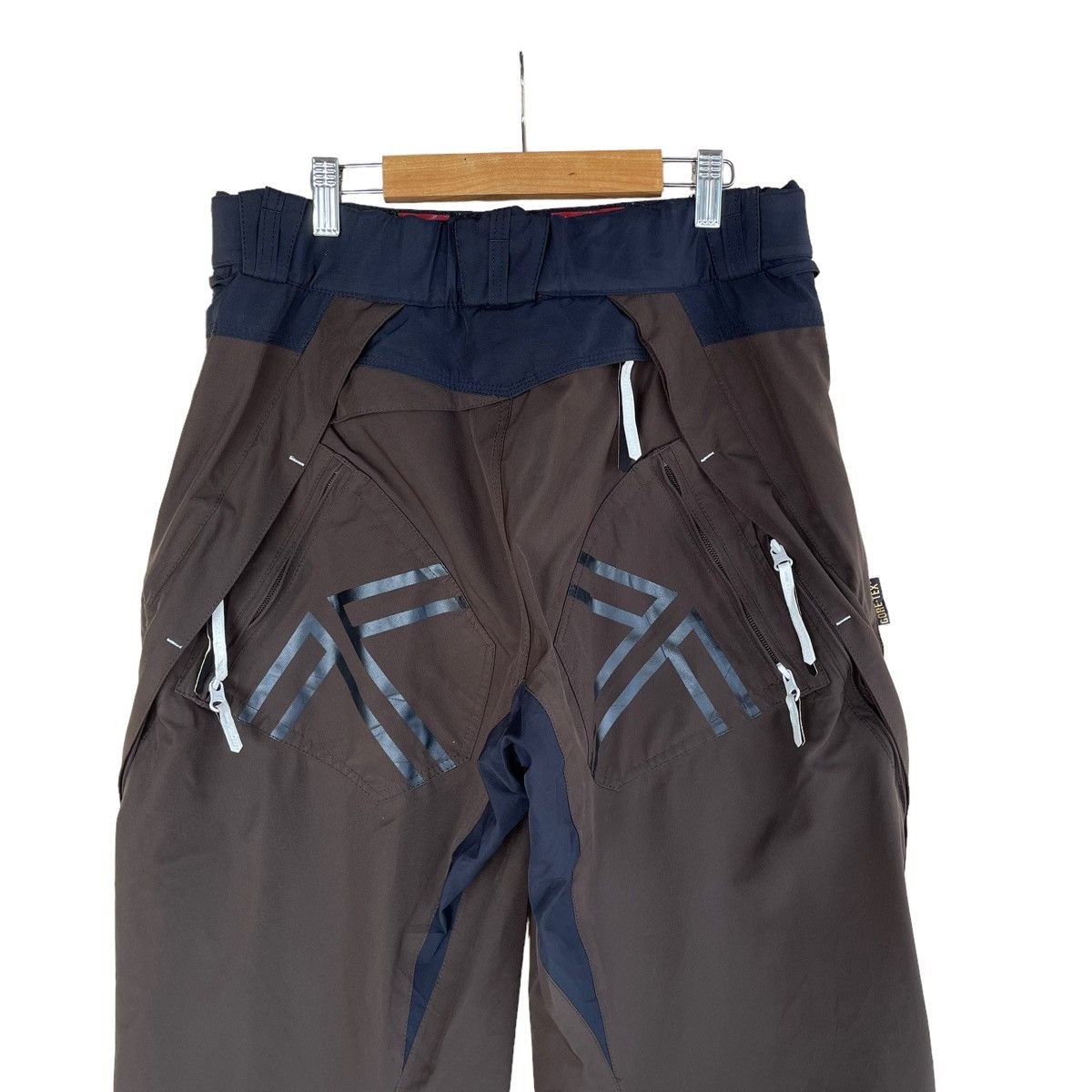 Goretex Vintage Goretex Multi-pocket Cargo Ski Pants Size M Size US 29 - 8 Thumbnail