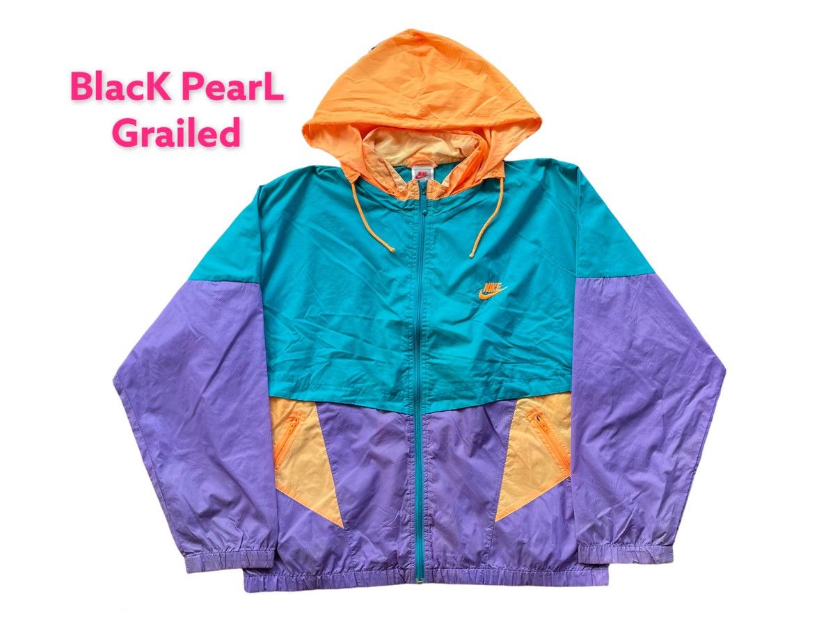 Nike × Vintage Vintage 90s Nike Greytag hoodie Size US L / EU 52-54 / 3 - 1 Thumbnail