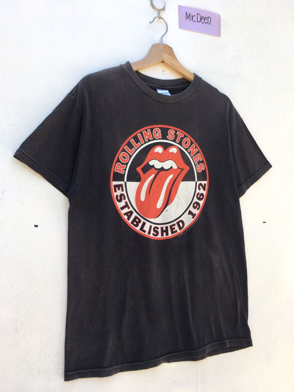 Band Tees Vintage The Rolling Stones 2006 Withstand Social Issues Tee Size US M / EU 48-50 / 2 - 3 Thumbnail