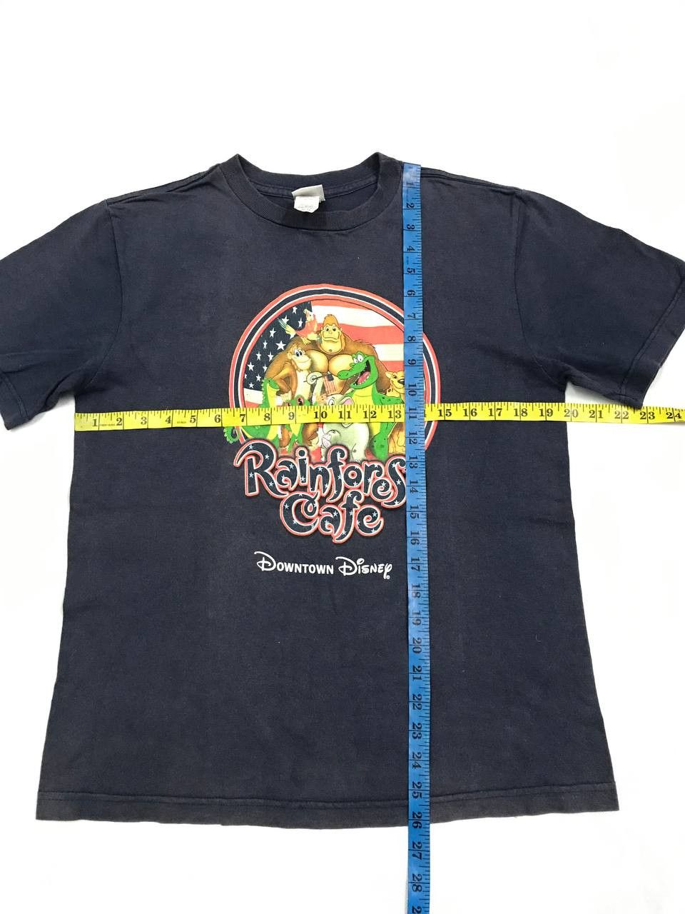Cartoon Network × Disney × Vintage Vintage Disney Rainforest Cafe Family Tee Size US M / EU 48-50 / 2 - 6 Thumbnail
