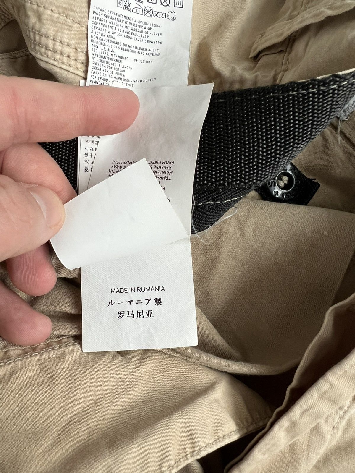 Stone Island 🔥350$ Stone Island Cotton Garment Dyed Canvas Cargo Shorts Size US 36 / EU 52 - 22 Thumbnail