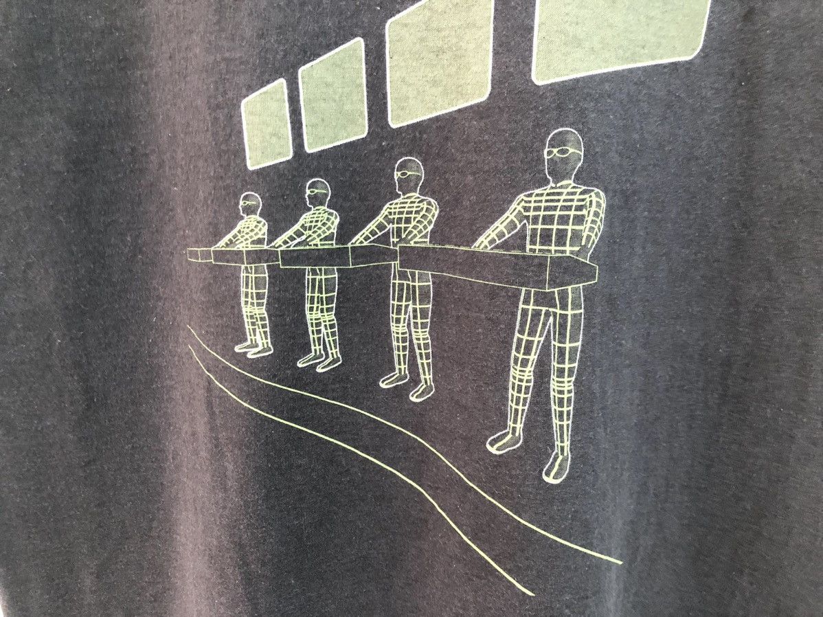Band Tees RARE KRAFTWERK GERMAN ELETRONIC DANCE BAND TEE Size US L / EU 52-54 / 3 - 6 Thumbnail