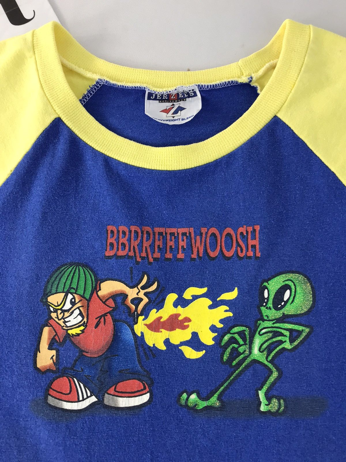 Vintage Vintage Human VS Alien Long Sleeve Tee Size US S / EU 44-46 / 1 - 4 Thumbnail