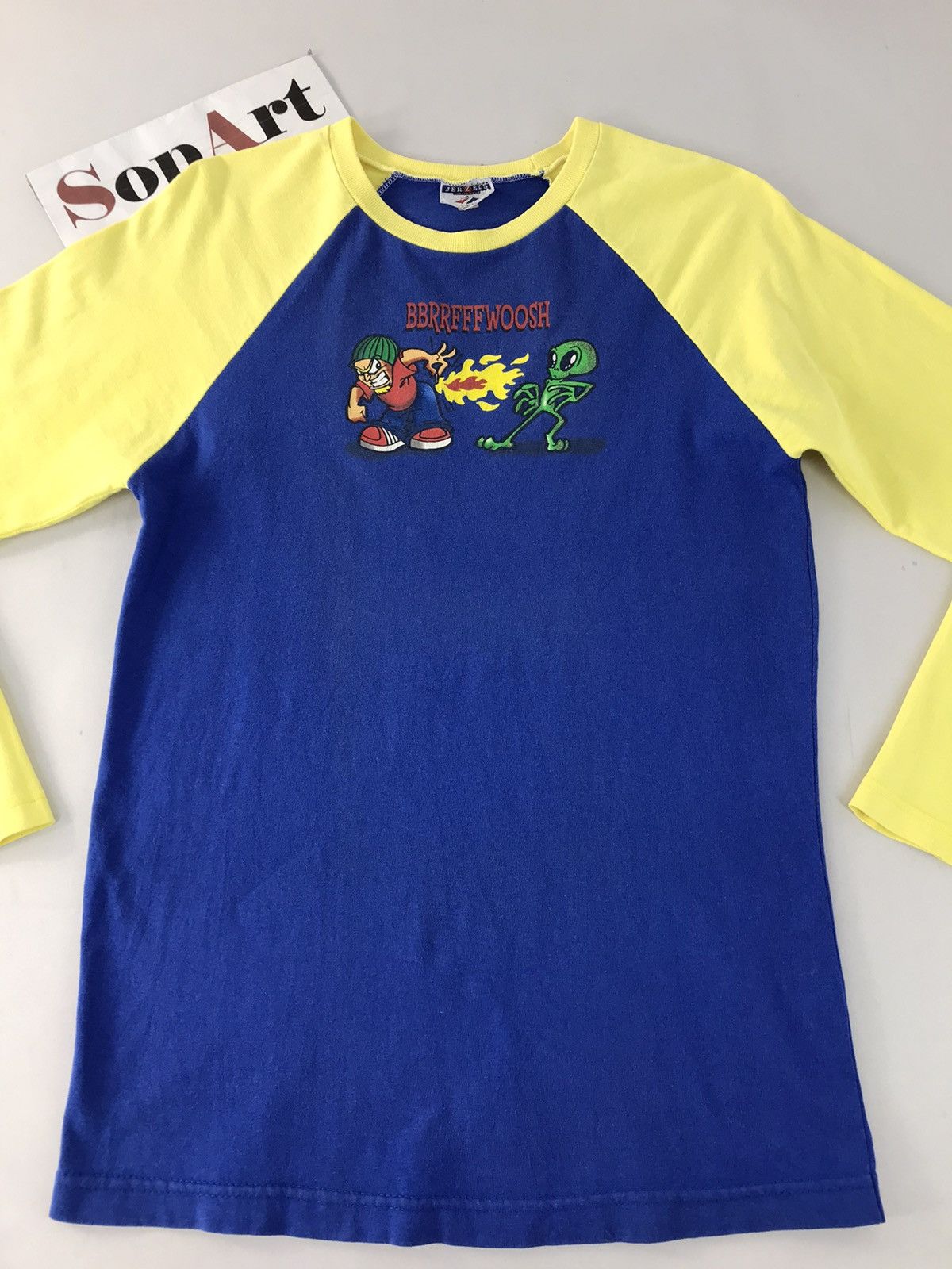 Vintage Vintage Human VS Alien Long Sleeve Tee Size US S / EU 44-46 / 1 - 3 Thumbnail