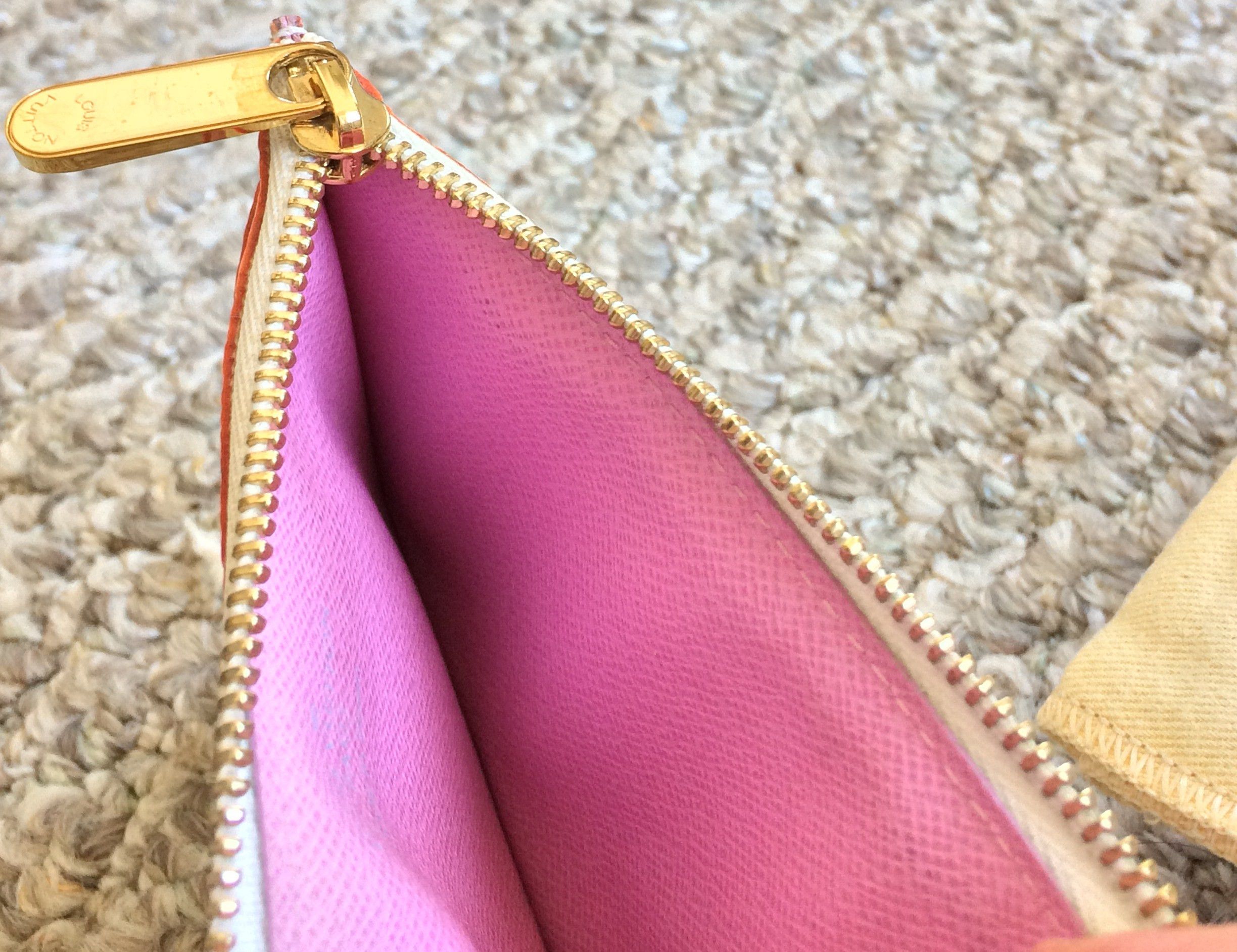 Louis Vuitton × Takashi Murakami S/S 2003 Louis Vuitton x Murakami Monogram Zip Pouch Size ONE SIZE - 6 Thumbnail