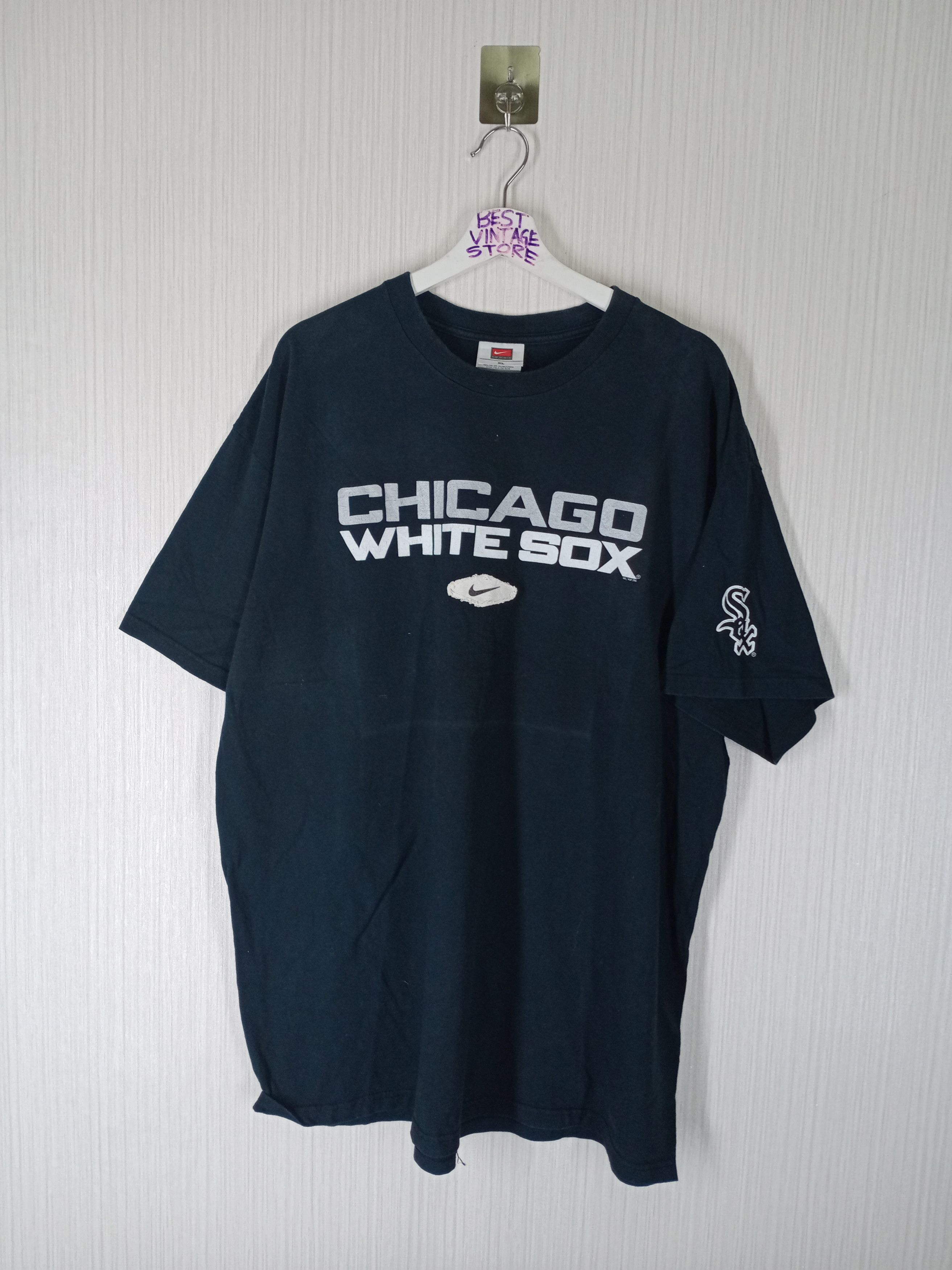 MLB Rare Vintage Chicago White Sox X Nike Tshirt Size US XL / EU 56 / 4 - 1 Thumbnail