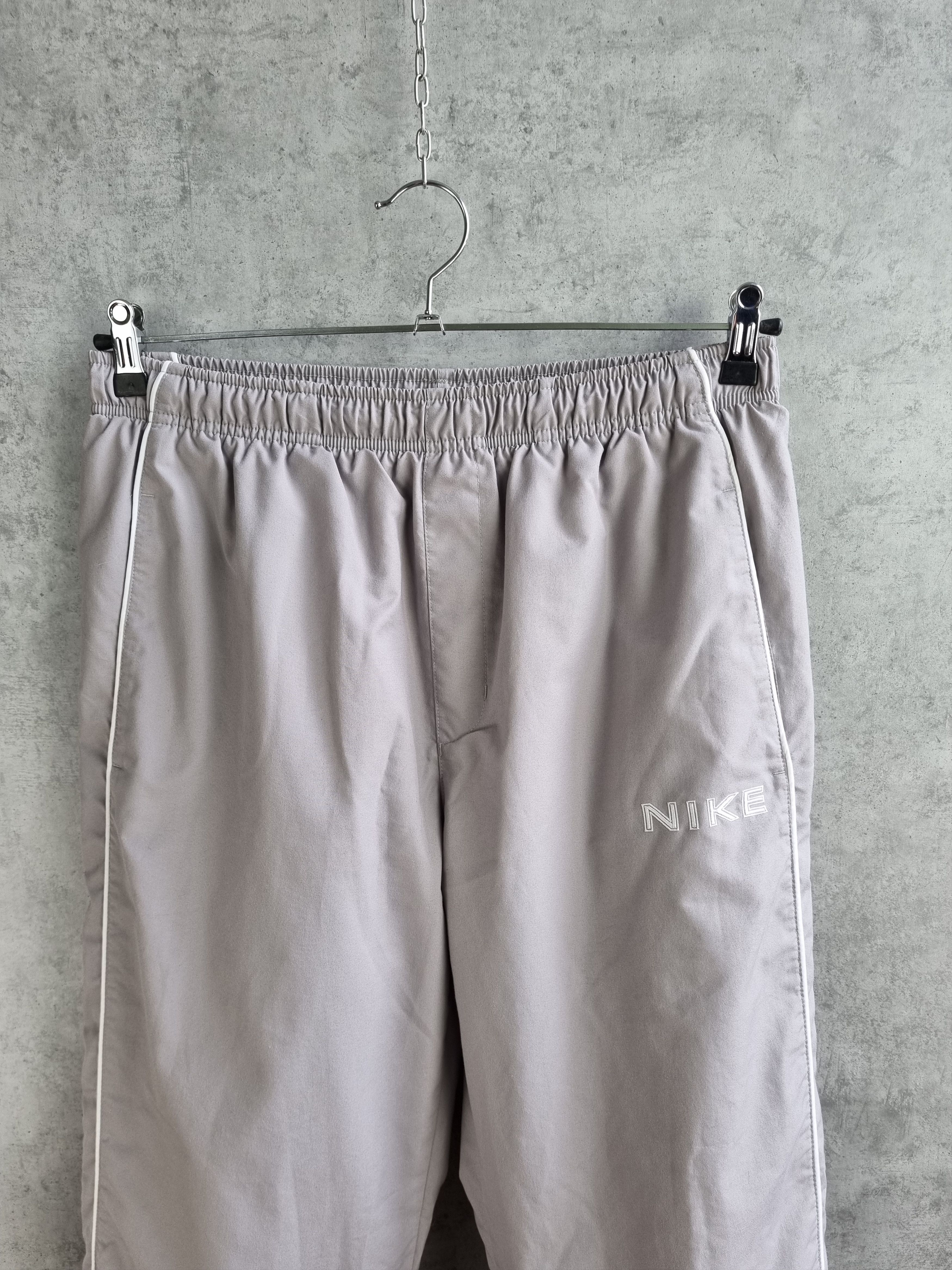 Nike × Vintage Vintage Nike Embroidered Logo Sport Trousers Pants Size US 32 / EU 48 - 6 Thumbnail