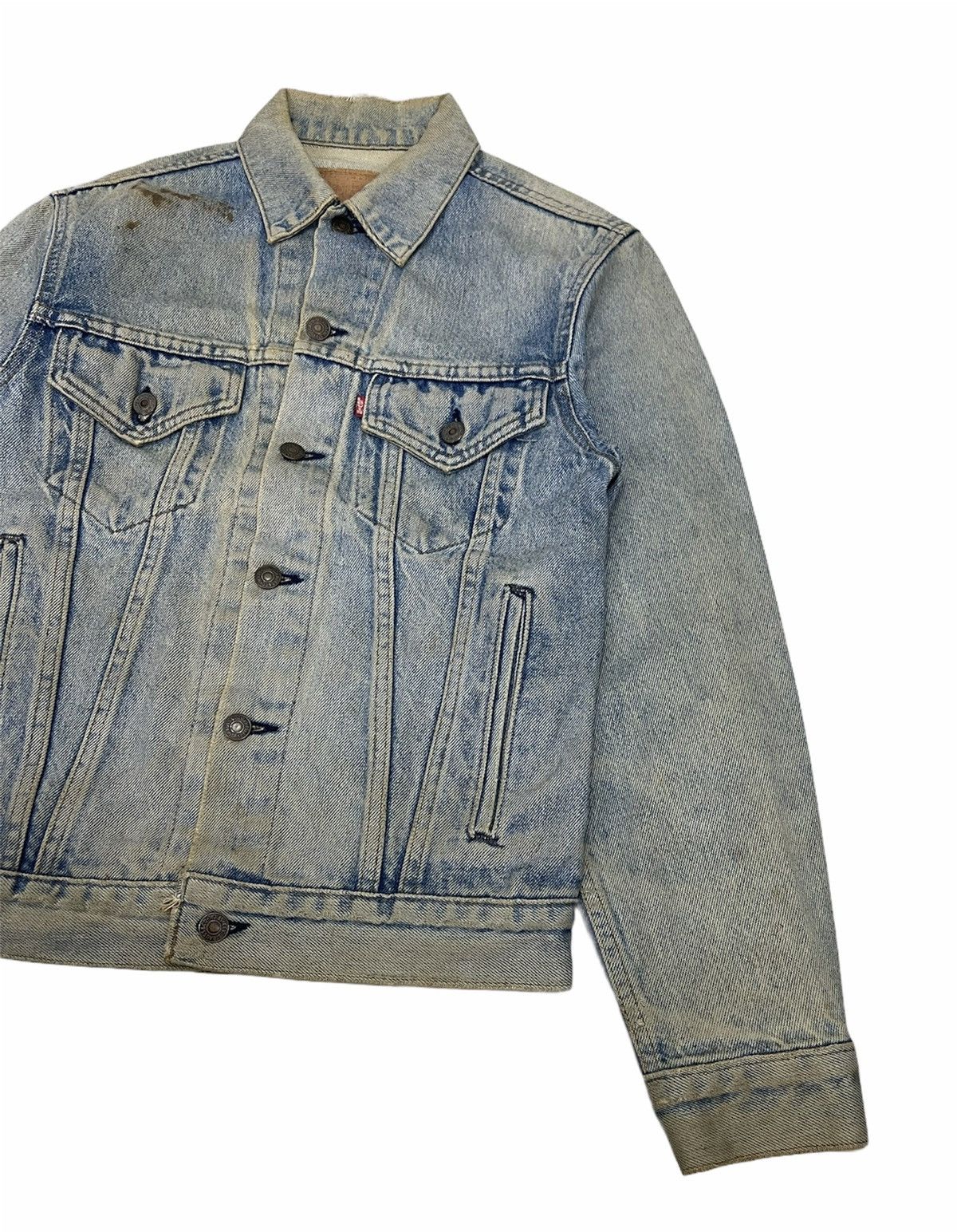 Levi's VINTAGE 80s LEVIS TRUCKER DISTRESSED JACKET USA Size US S / EU 44-46 / 1 - 4 Thumbnail