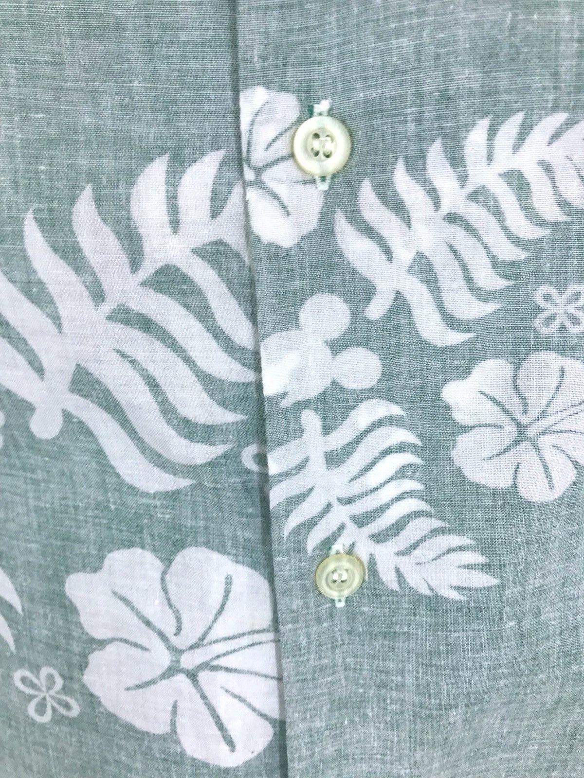 Mickey Mouse Disney MICKEY Mouse Flower Reverse Print Hawaiian Shirt Size US M / EU 48-50 / 2 - 6 Thumbnail