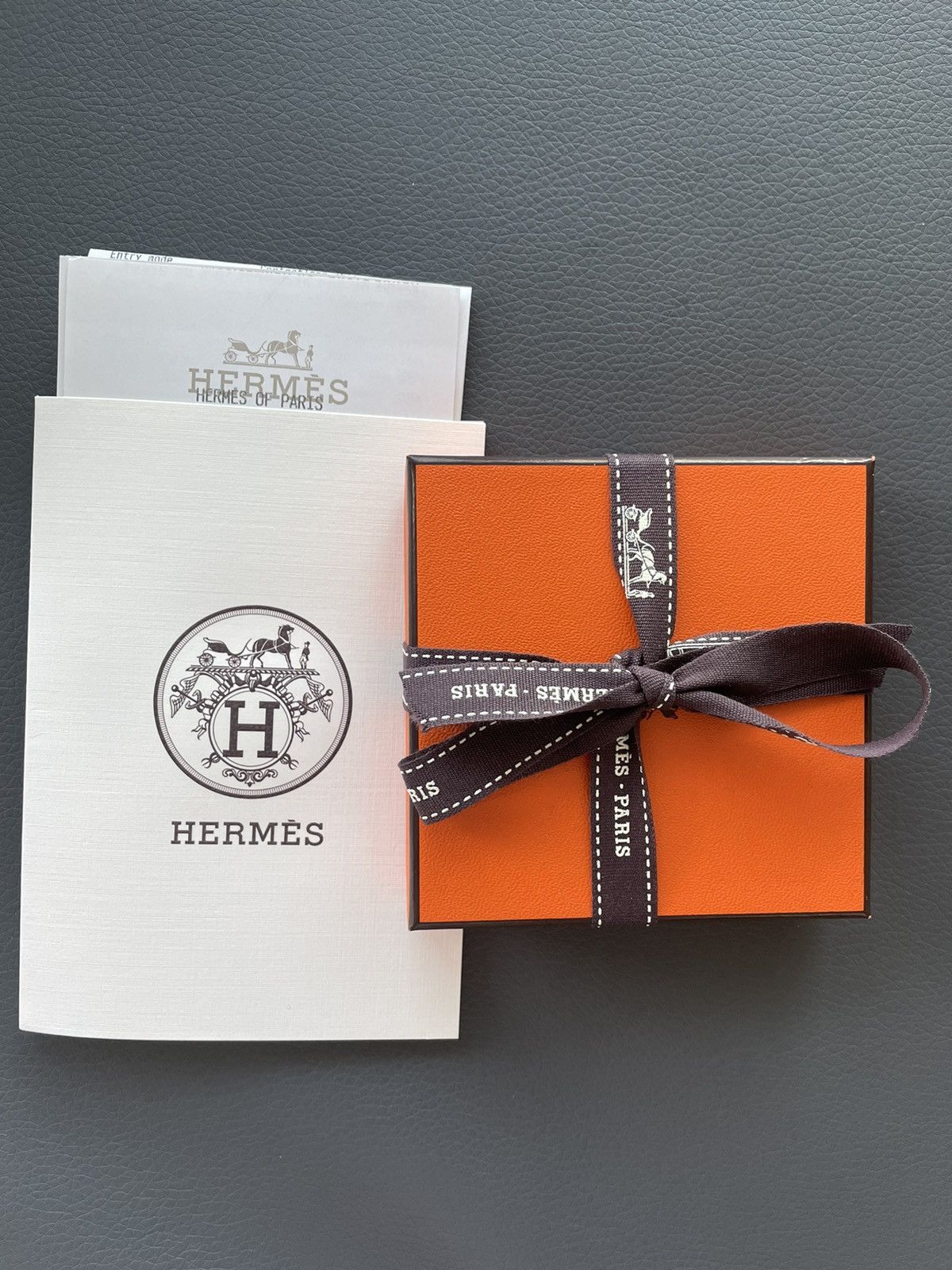 Hermes Iconic Brand New Classic Hermes Kelly Leather Bracelet Size ONE SIZE - 3 Thumbnail