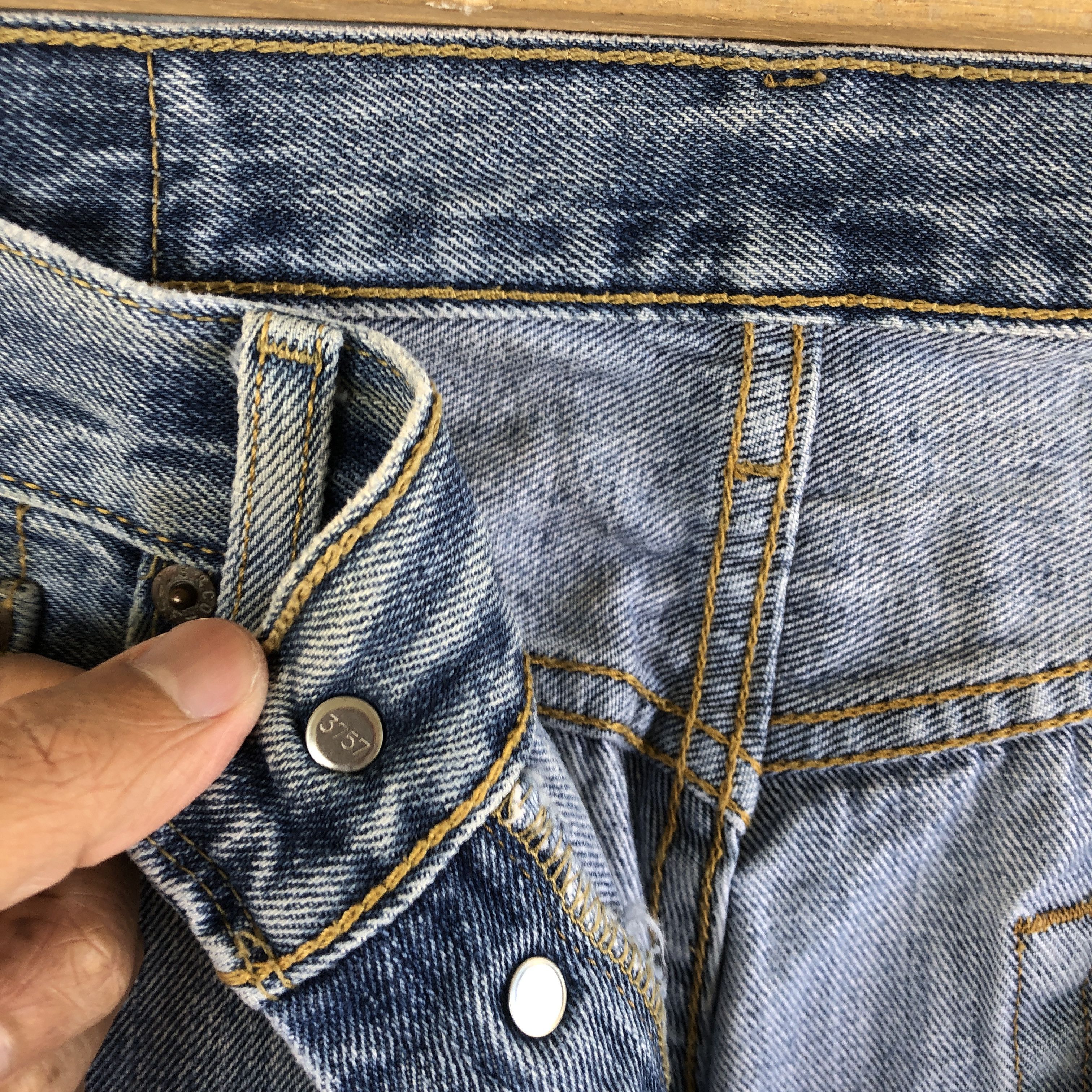 Levi's Vintage Levi's 501 Distressed Jeans Levis 501 Denim Pants Size 30" / US 8 / IT 44 - 9 Thumbnail