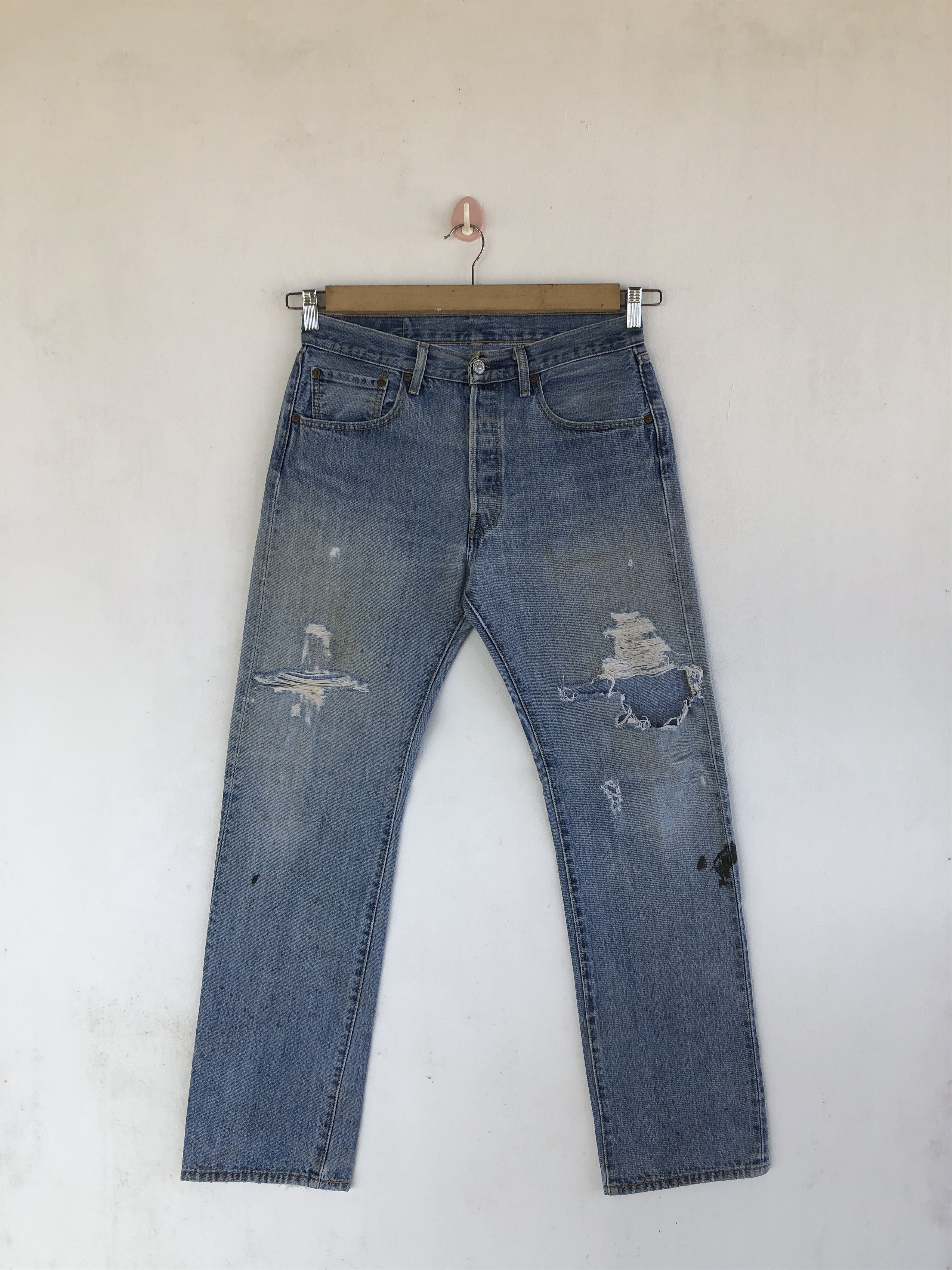 Levi's Vintage Levi's 501 Distressed Jeans Levis 501 Denim Pants Size 30" / US 8 / IT 44 - 1 Thumbnail