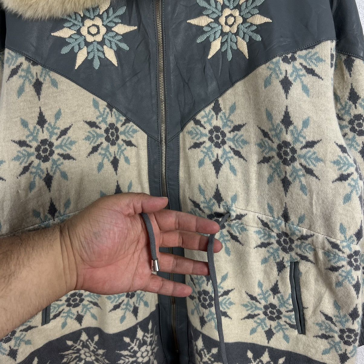 Japanese Brand VINTAGE TORRAS MADE IN SPAIN MINK FUR HOODIE NAVAJO DESIGN Size US M / EU 48-50 / 2 - 7 Thumbnail