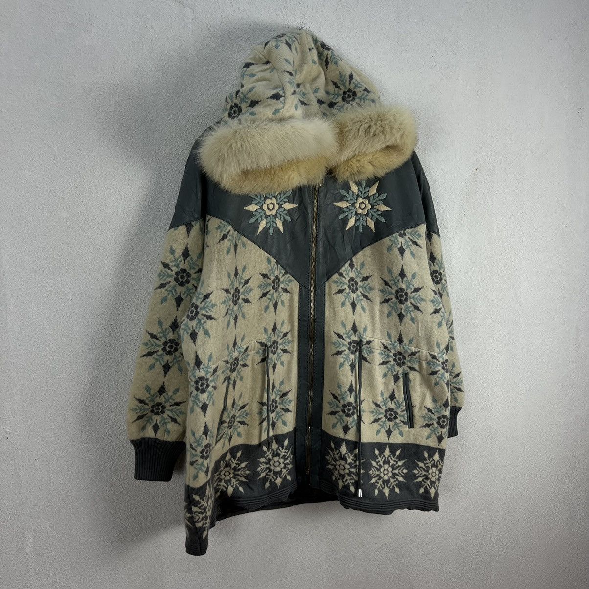 Japanese Brand VINTAGE TORRAS MADE IN SPAIN MINK FUR HOODIE NAVAJO DESIGN Size US M / EU 48-50 / 2 - 2 Thumbnail