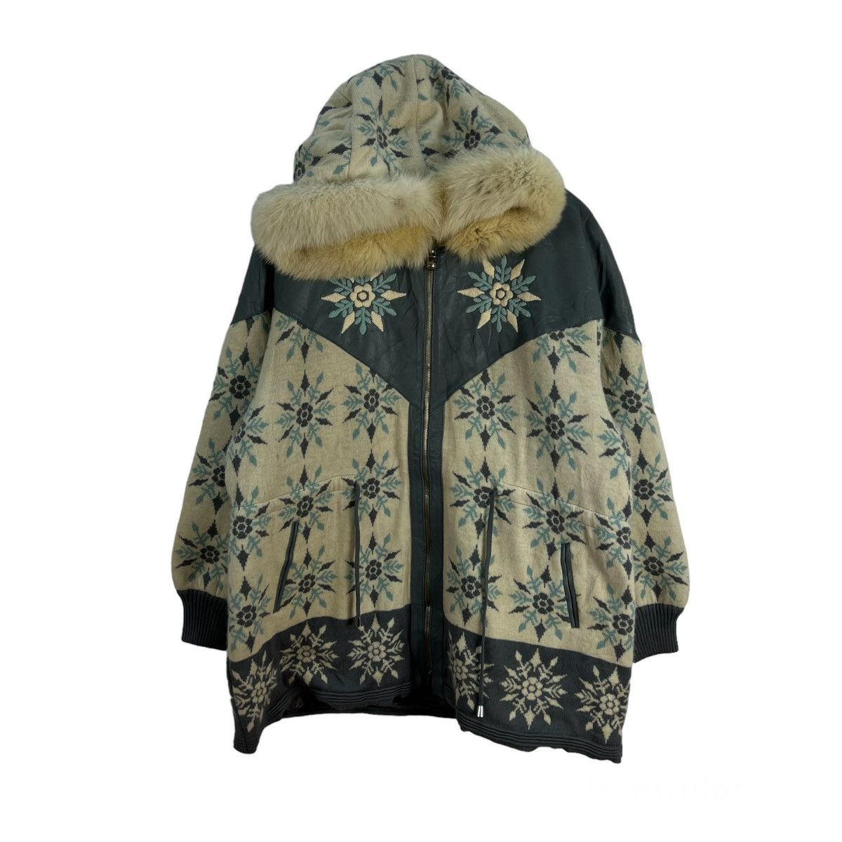Japanese Brand VINTAGE TORRAS MADE IN SPAIN MINK FUR HOODIE NAVAJO DESIGN Size US M / EU 48-50 / 2 - 1 Thumbnail