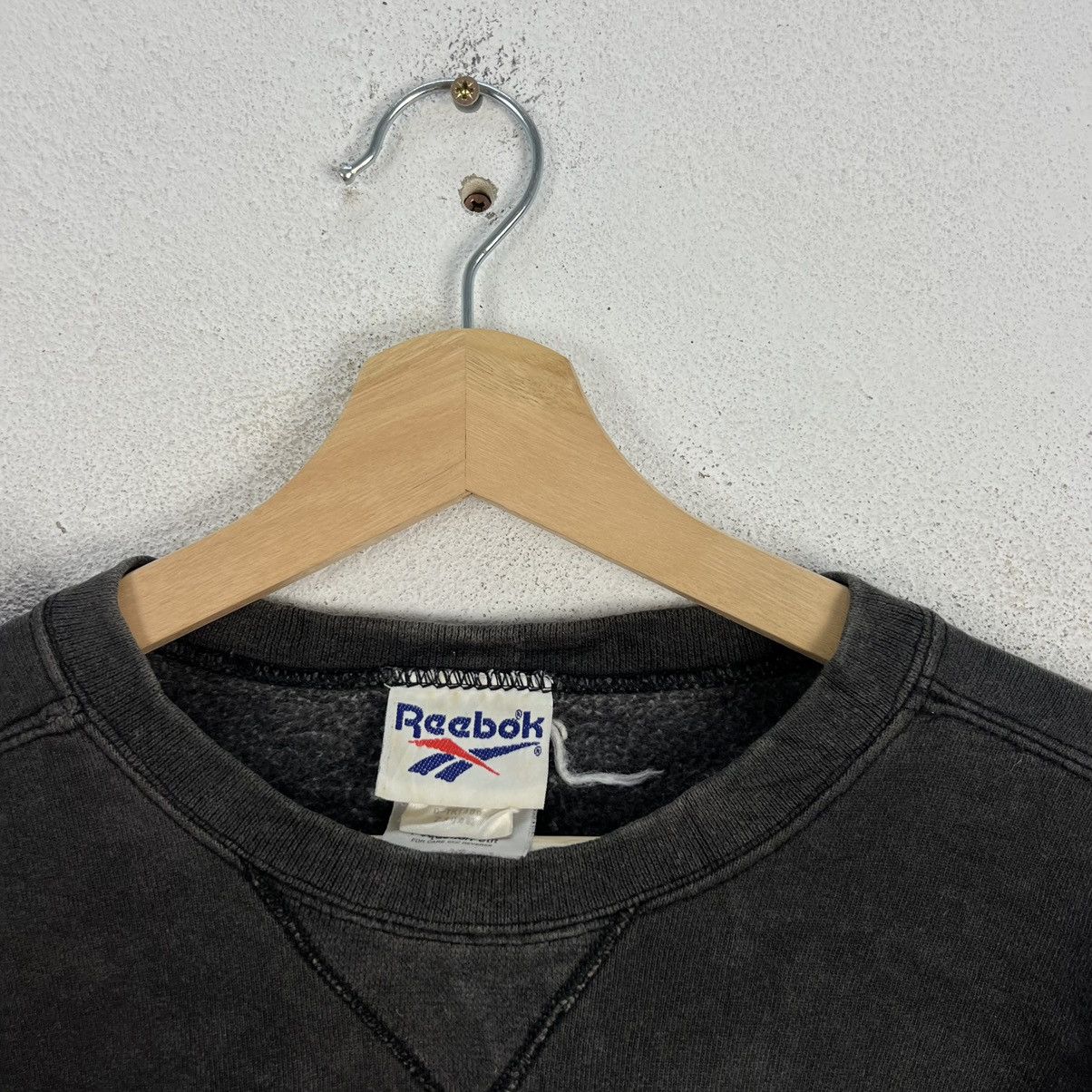 Japanese Brand VINTAGE REEBOK SWEATSHIRT BIG LOGO FADED BY SUN DESIGN Size US S / EU 44-46 / 1 - 7 Thumbnail