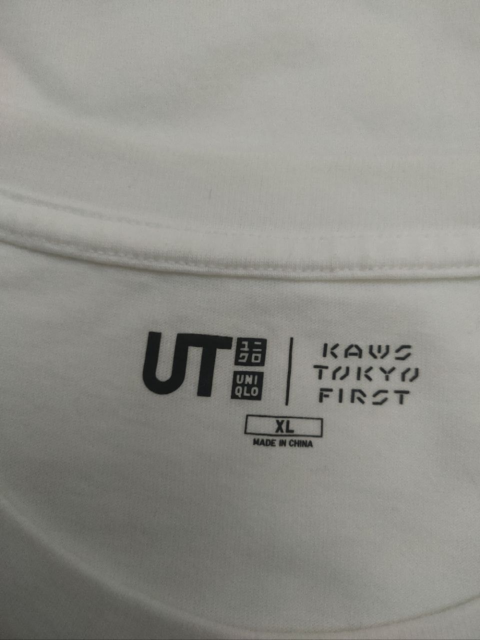 Kaws × Uniqlo Kaws T Size US L / EU 52-54 / 3 - 4 Thumbnail
