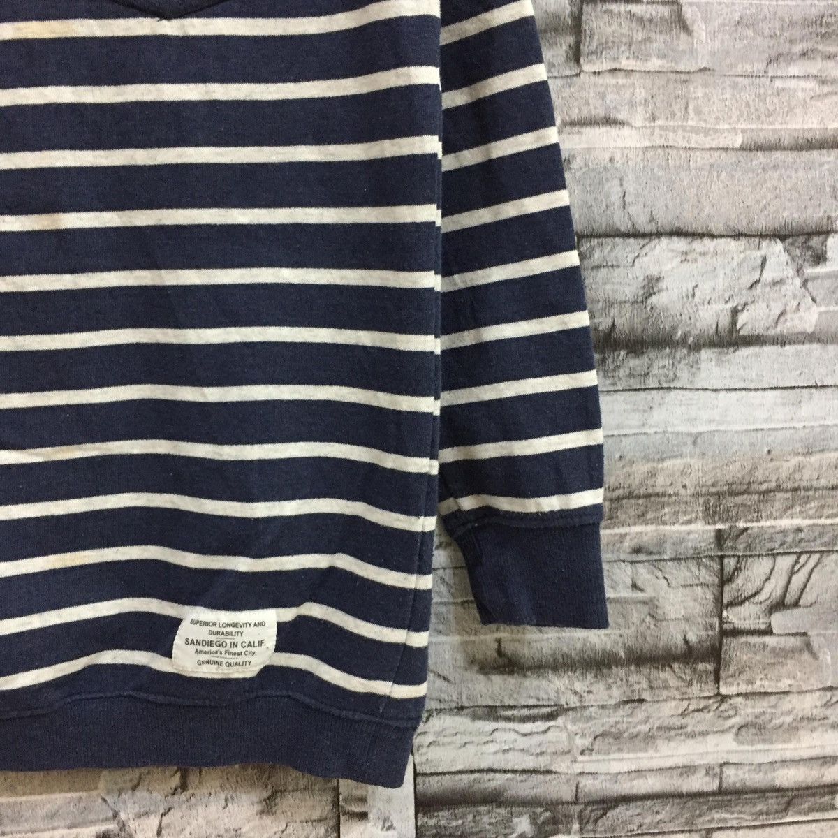 Hang Ten Vintage Hang Ten horizontal stripe sweatshirt surf size S Size US S / EU 44-46 / 1 - 5 Thumbnail