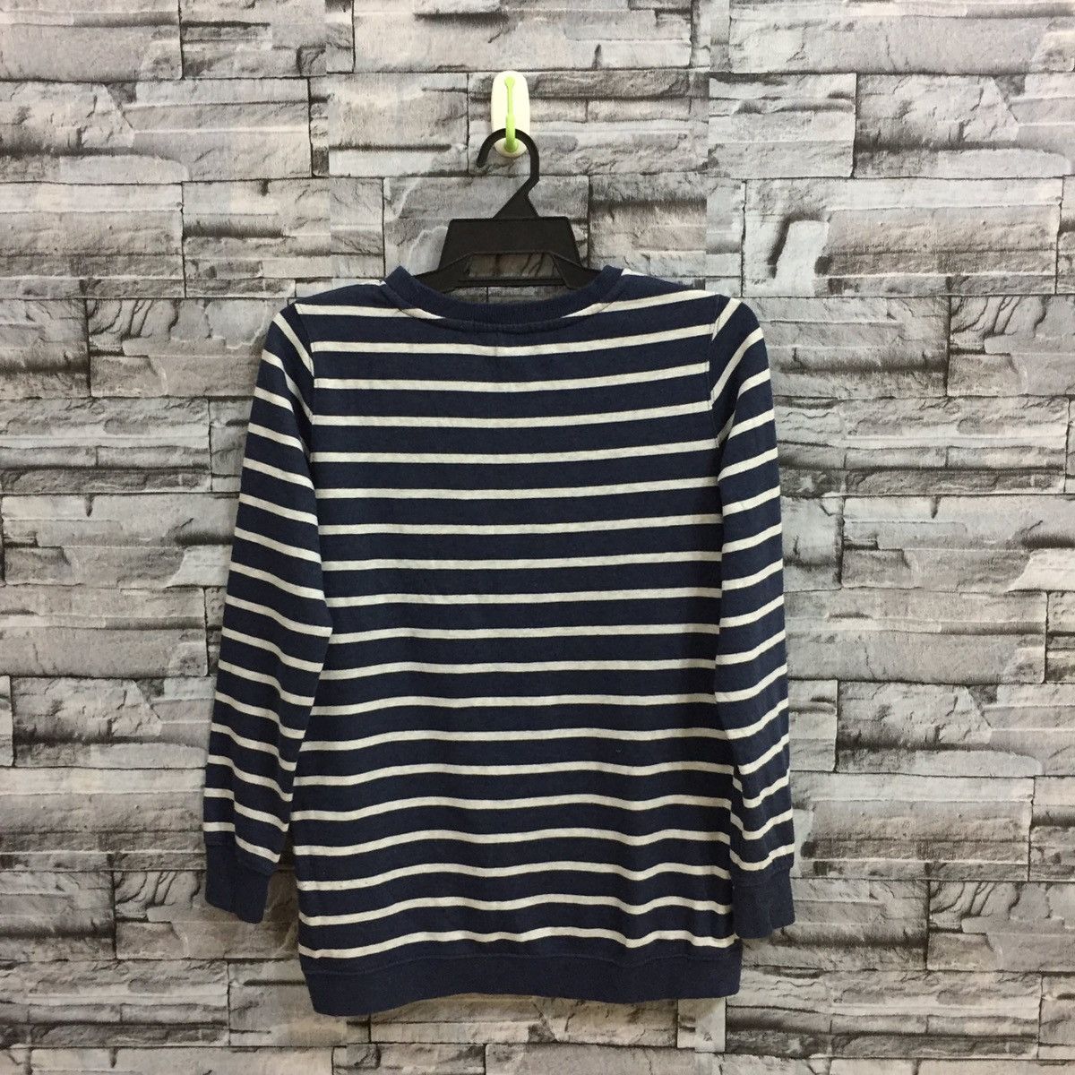 Hang Ten Vintage Hang Ten horizontal stripe sweatshirt surf size S Size US S / EU 44-46 / 1 - 8 Thumbnail