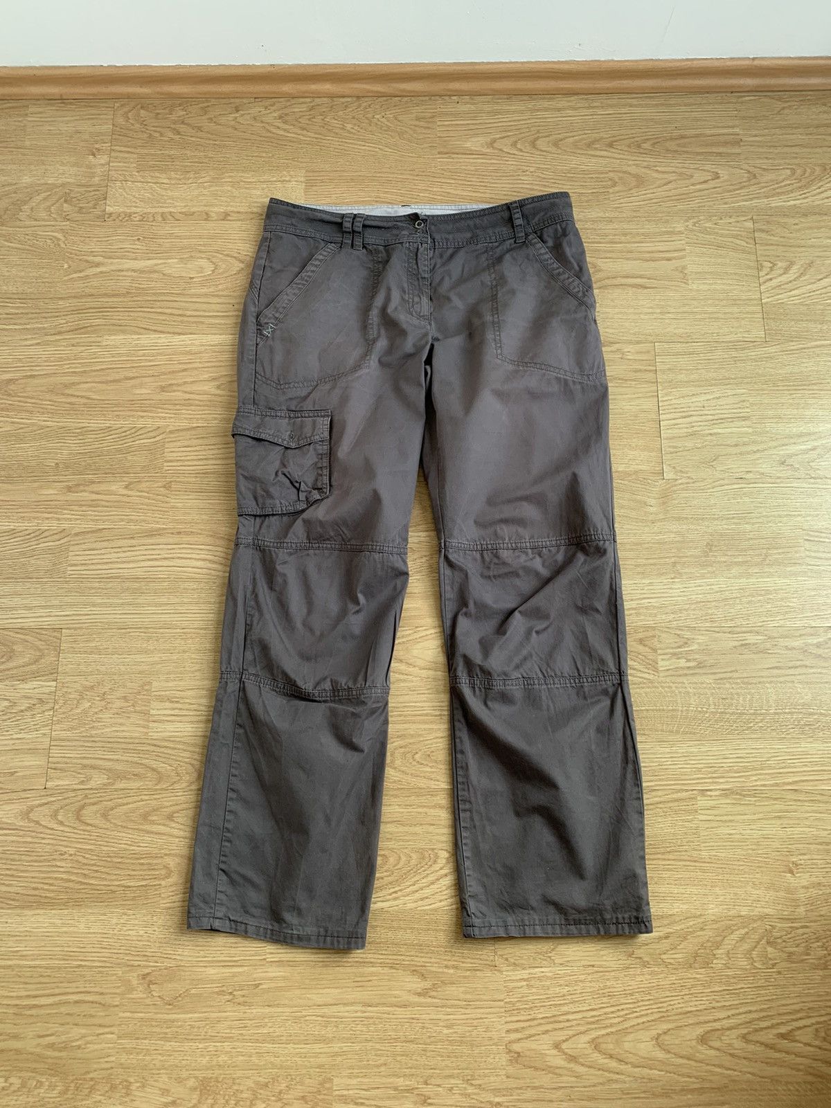 Vintage Vintage Brown Cargo Pants Mulitpocket Size US 32 / EU 48 - 1 Thumbnail