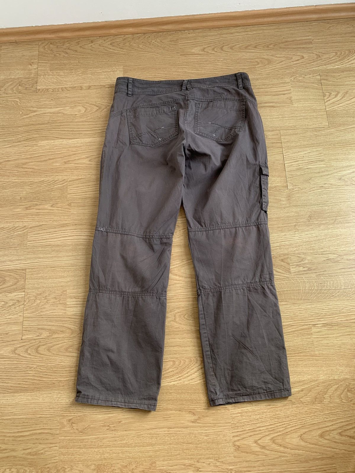 Vintage Vintage Brown Cargo Pants Mulitpocket Size US 32 / EU 48 - 2 Thumbnail