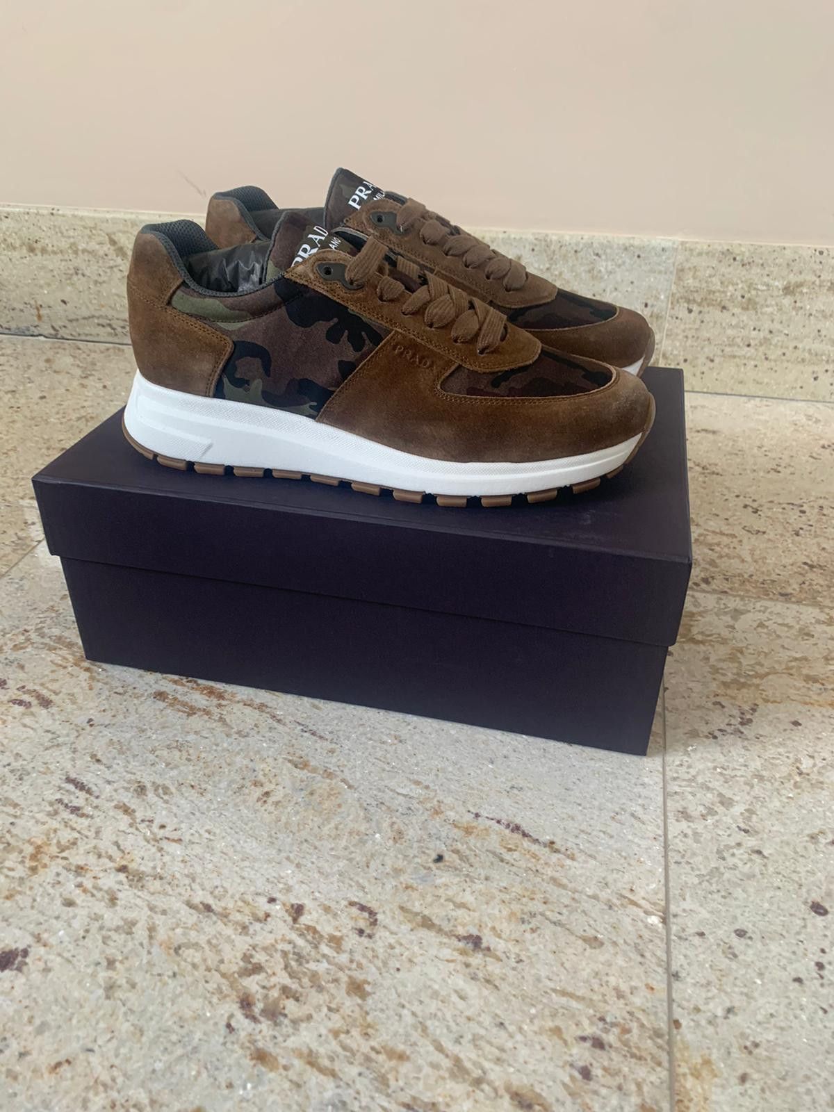 Prada Low Top Trainers in Sigaro + Mimetico Size US 8 / EU 41 - 3 Thumbnail
