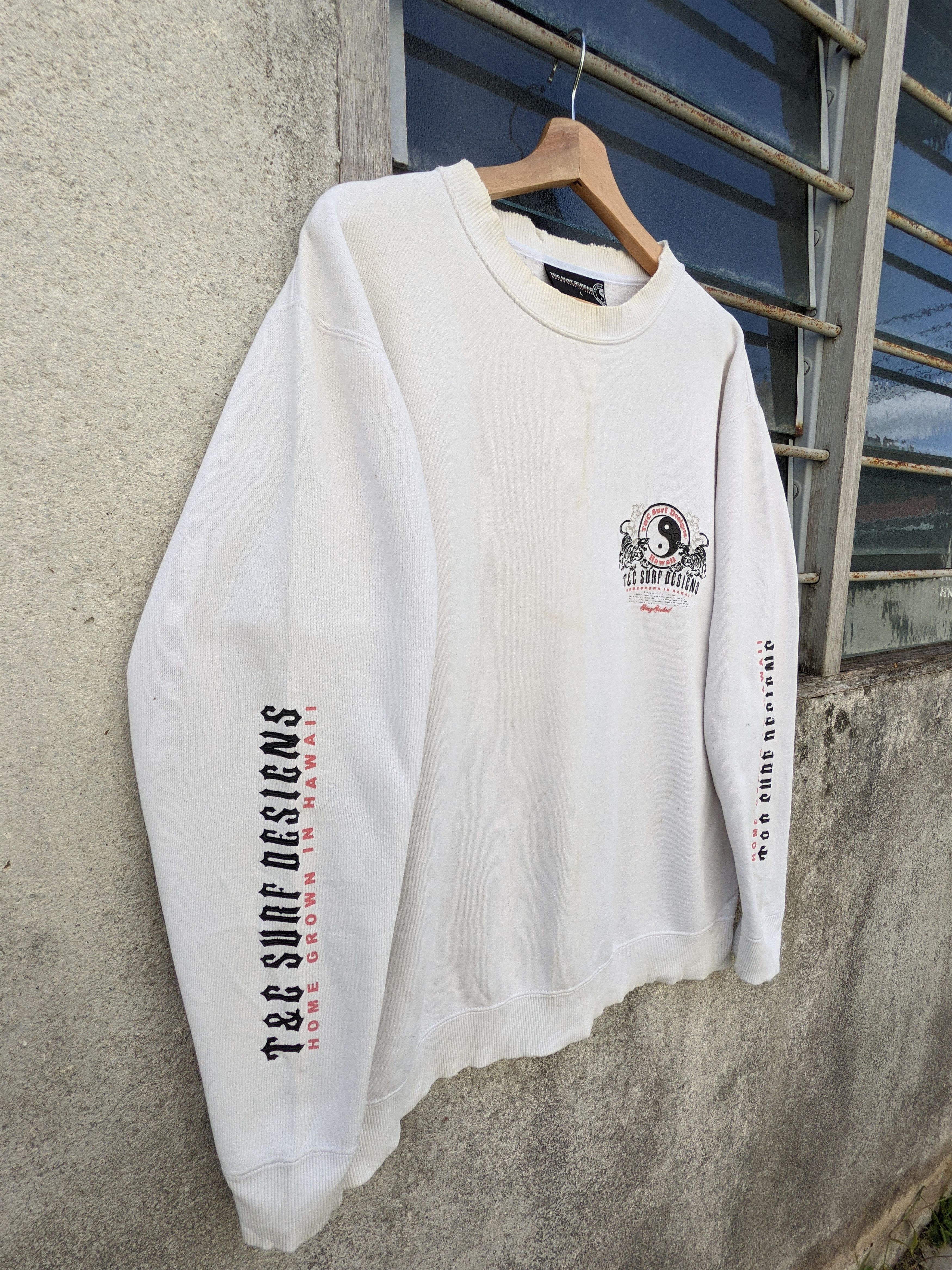 Japanese Brand ⚡️Steals⚡️ Thrashed T&C Surf Design Tiger Spellout Size US L / EU 52-54 / 3 - 4 Thumbnail