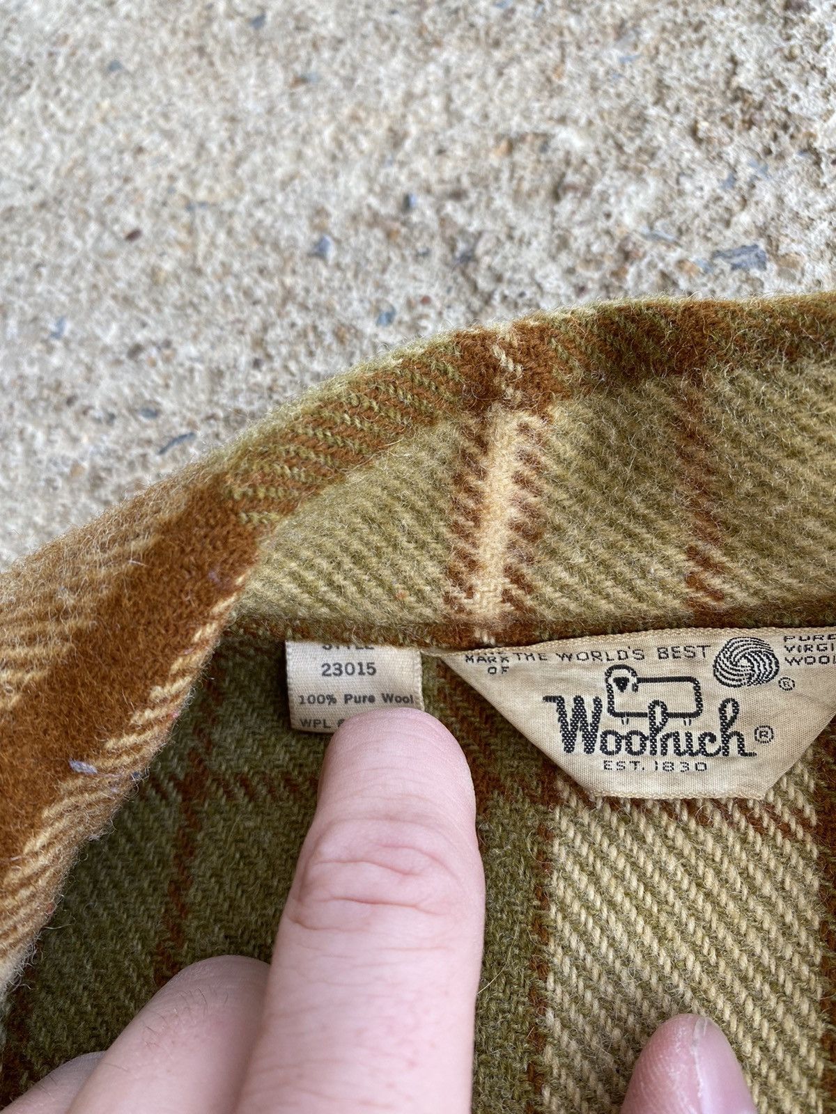 Vintage × Woolrich Woolen Mills Vintage 70’s Woolrich Plaid Wool D Pocket Shirt Jacket Size US L / EU 52-54 / 3 - 4 Thumbnail