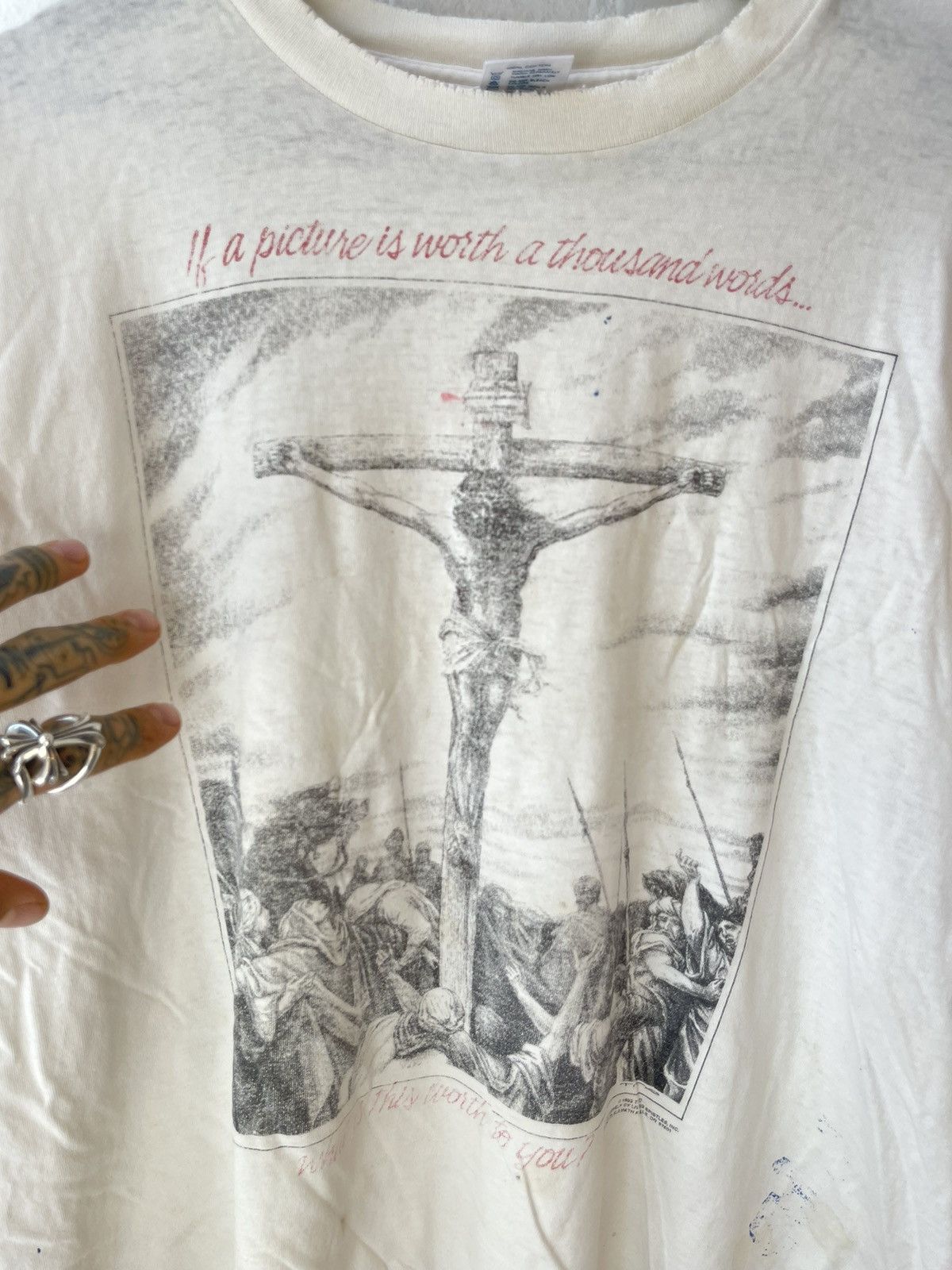 Vintage Vintage THRASHED Lord God Jesus Cross Shirt XXL Size US XXL / EU 58 / 5 - 2 Thumbnail